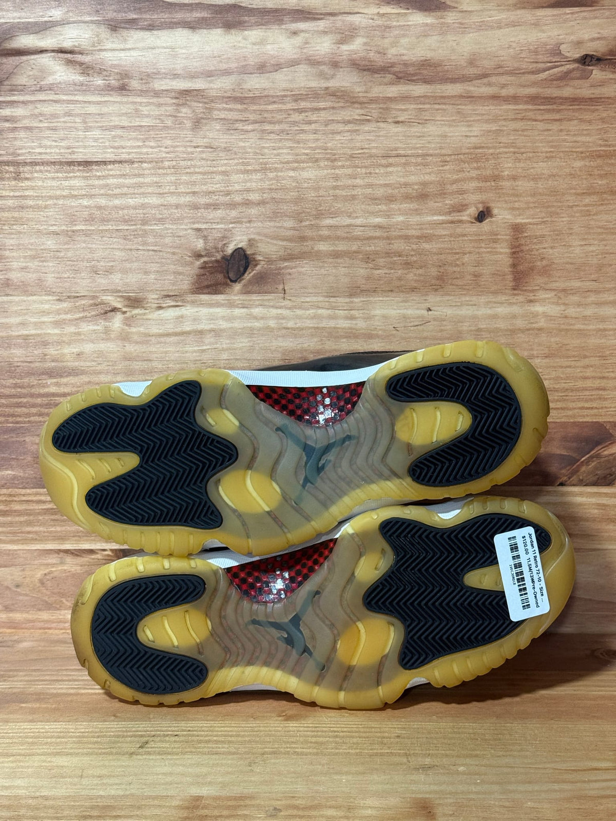 Jordan 11 Retro 72-10 - Size 11.5