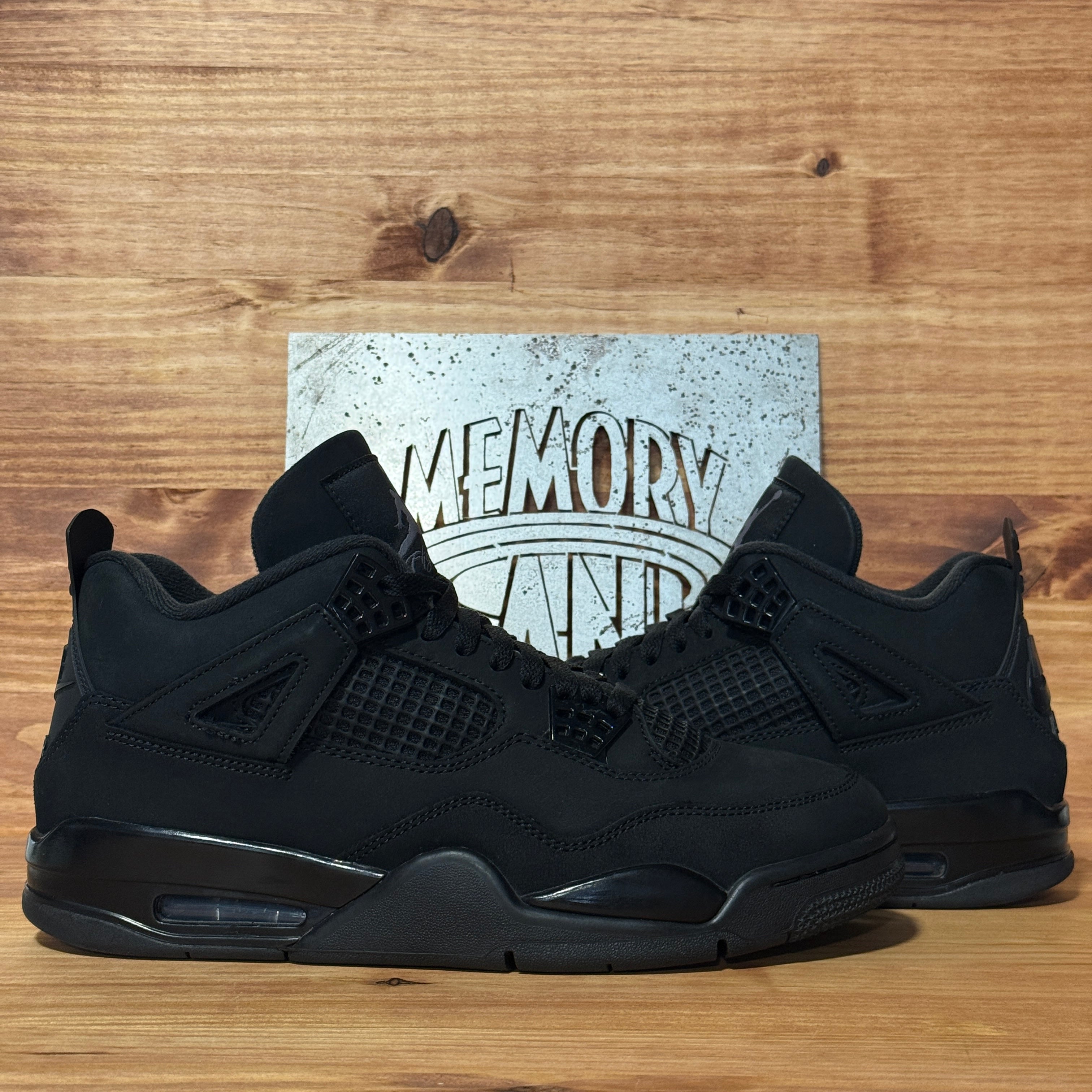Jordan 4 Retro Black Cat (2025)