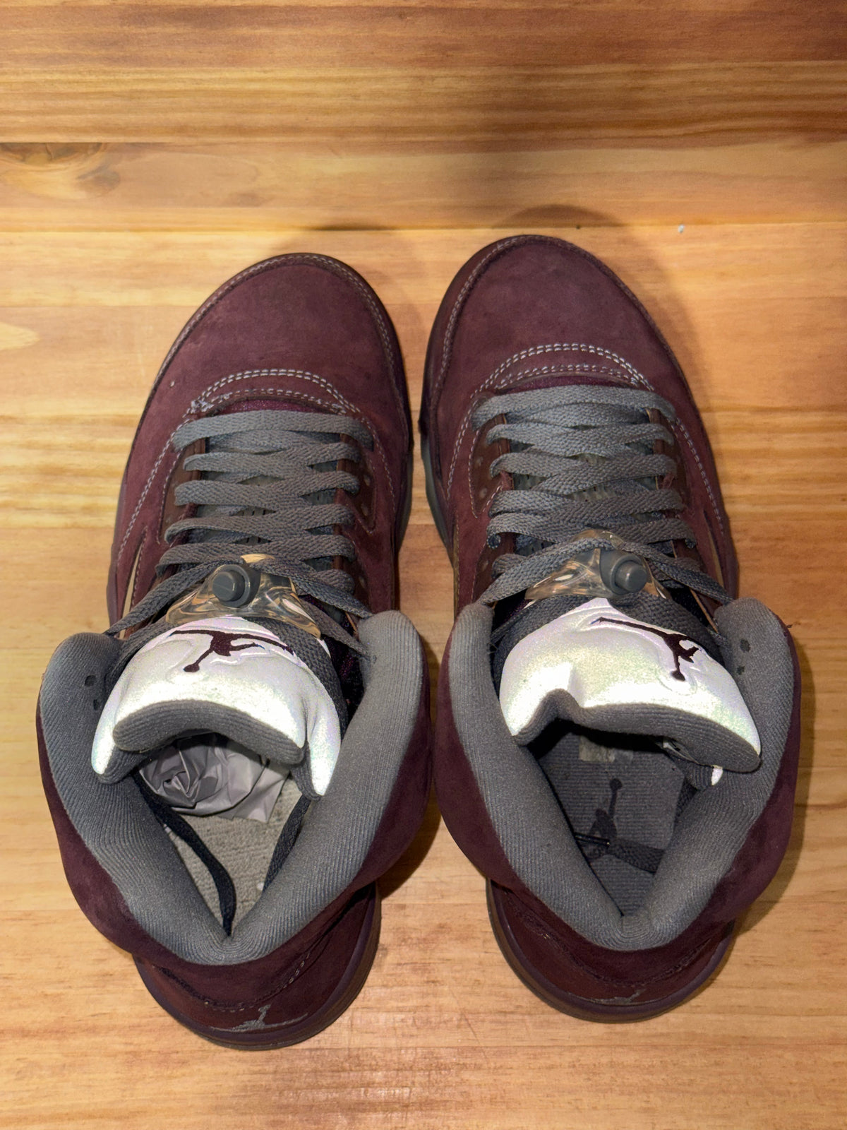 Jordan 5 Retro Burgundy (2023)