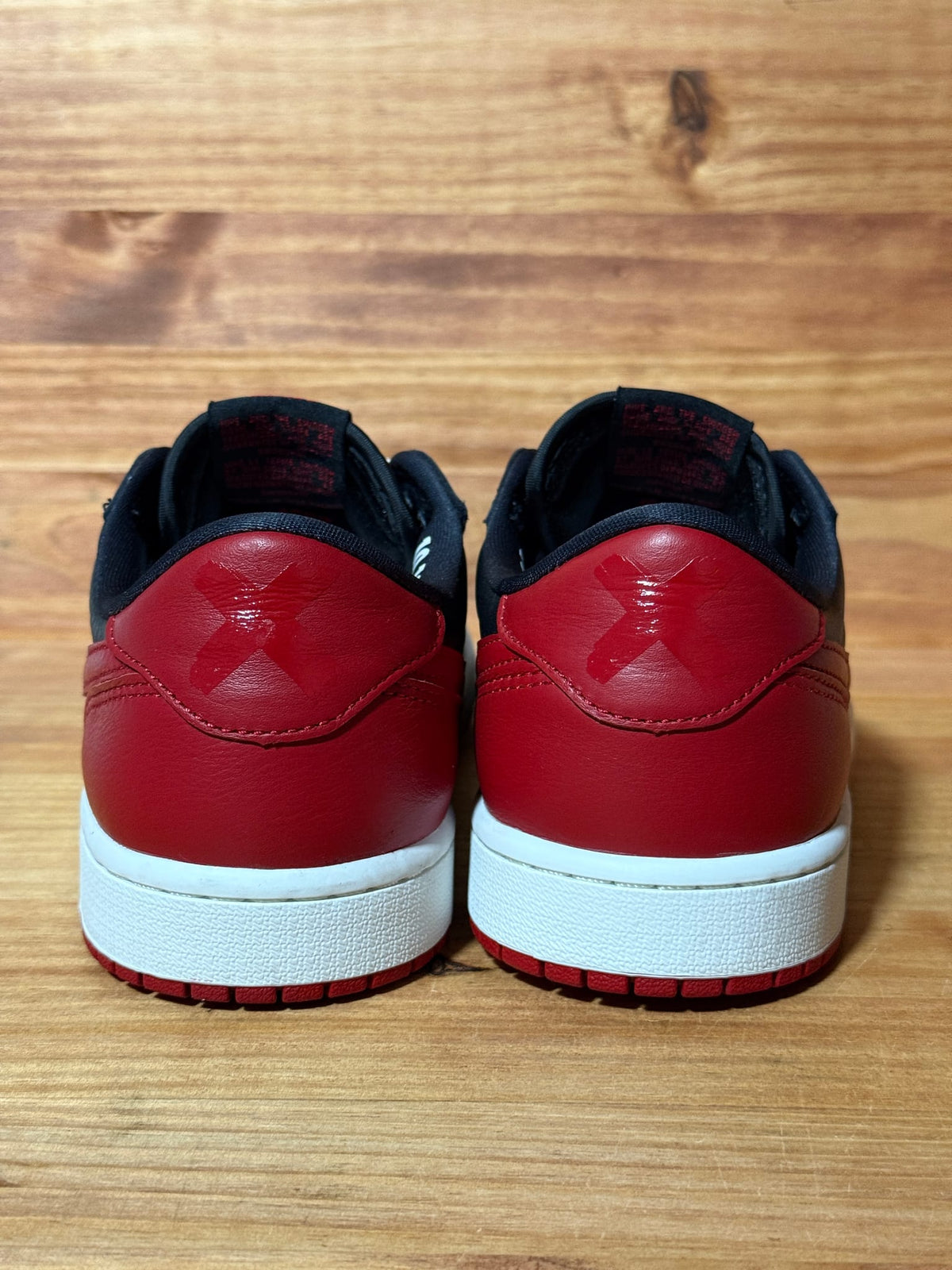 Jordan 1 Retro Low OG Banned - Size 9