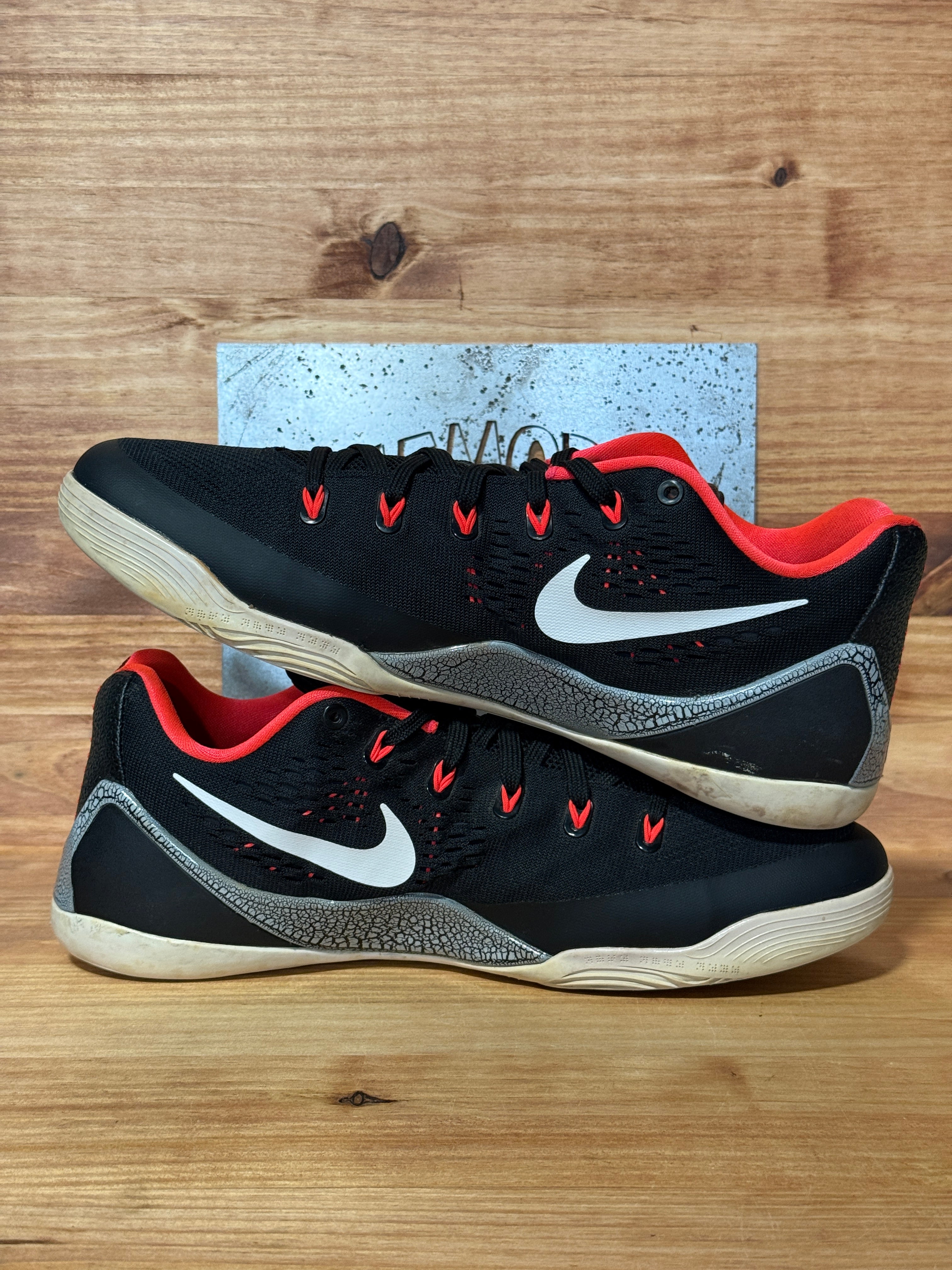 Nike Kobe 9 EM Low Laser Crimson