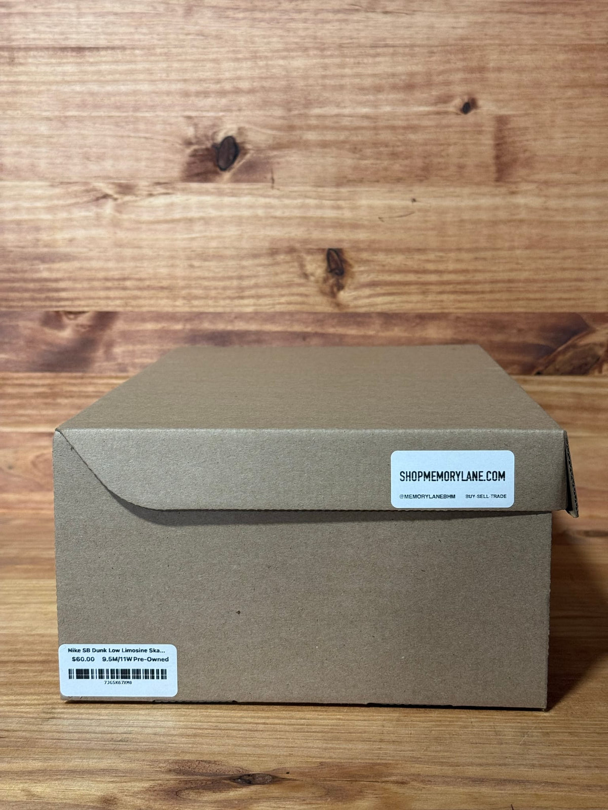 Nike SB Dunk Low Limosine Skateboards - Size 9.5