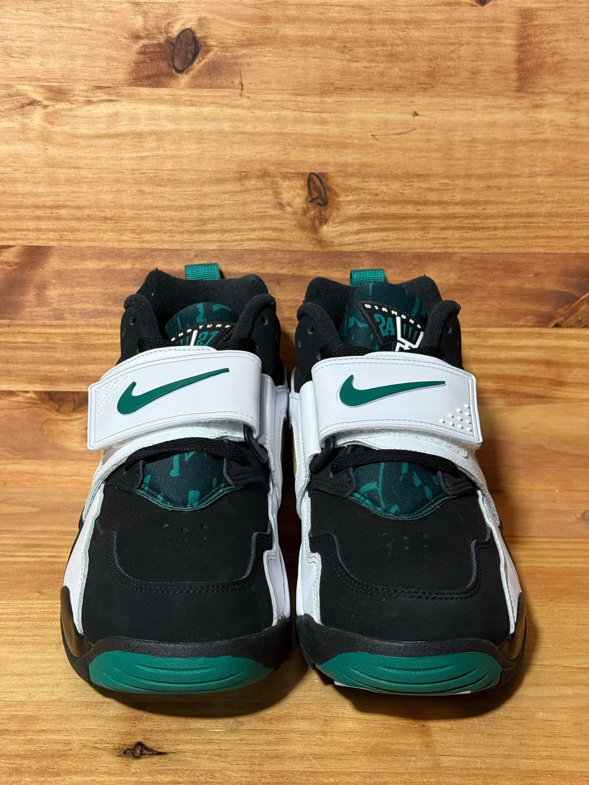 Nike Air Diamond Turf Emerald - Size 10.5