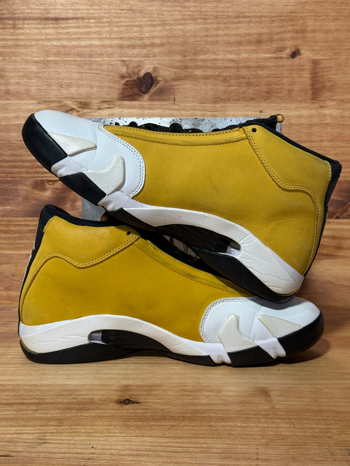 Jordan 14 Retro Light Ginger (2022)