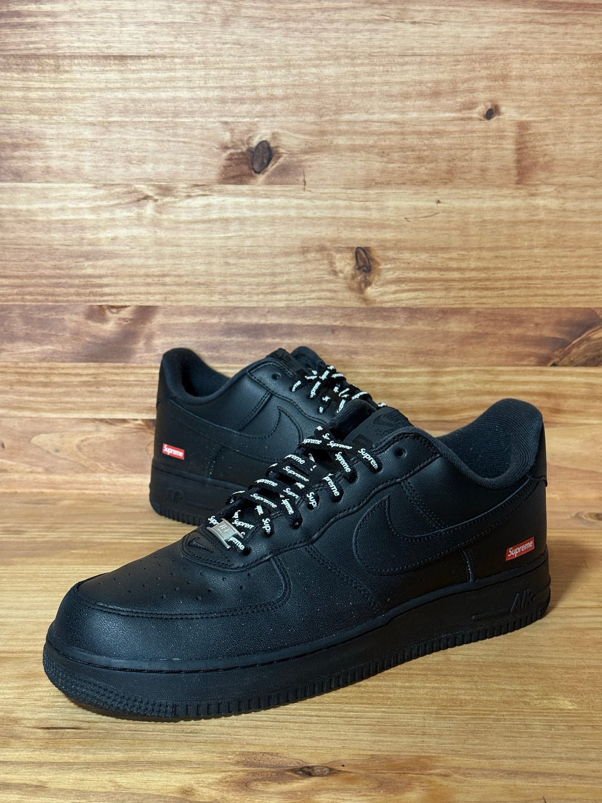 Nike Air Force 1 Low Supreme Black - Size 11