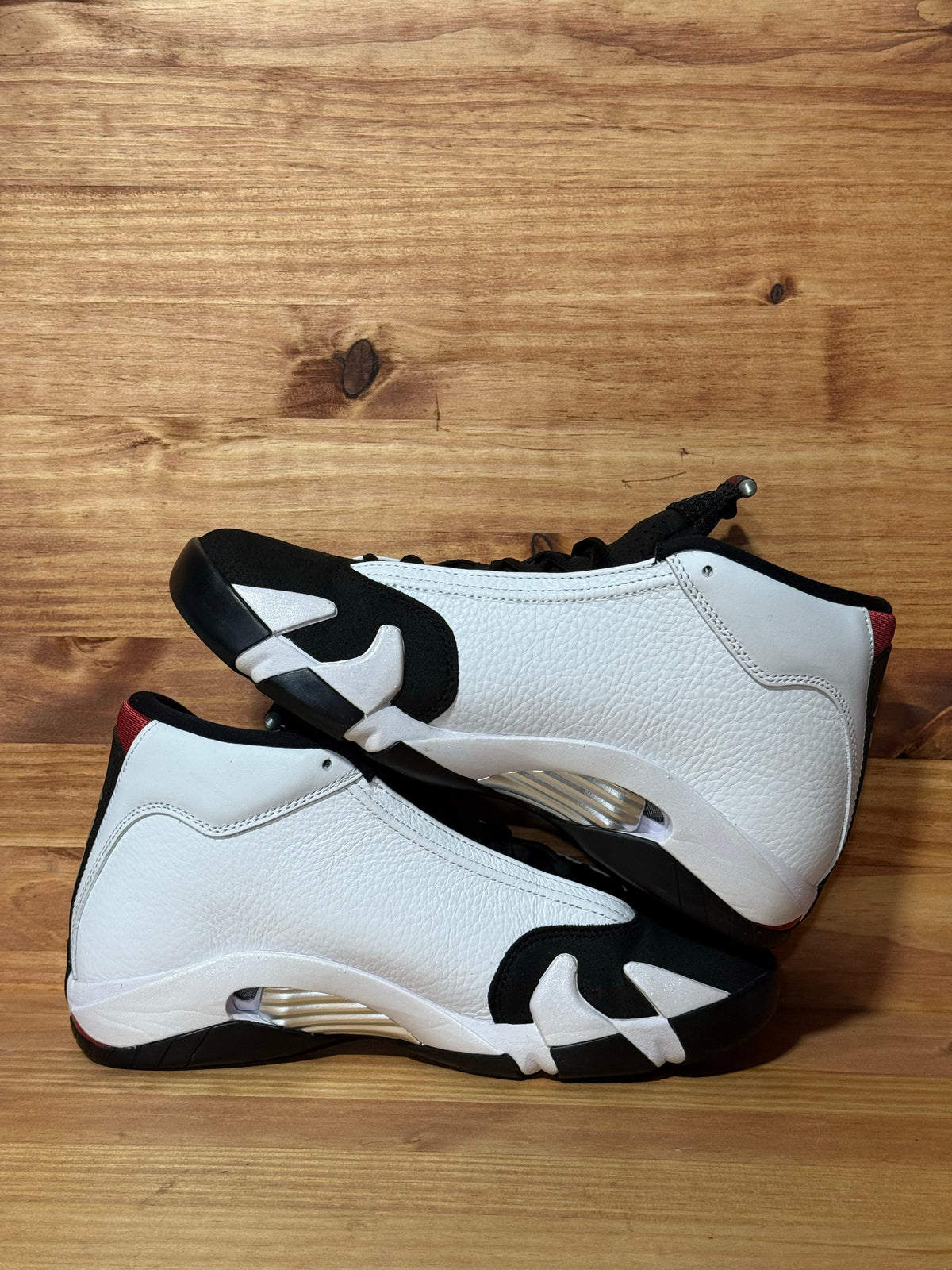 Jordan 14 Retro Black Toe (2024)