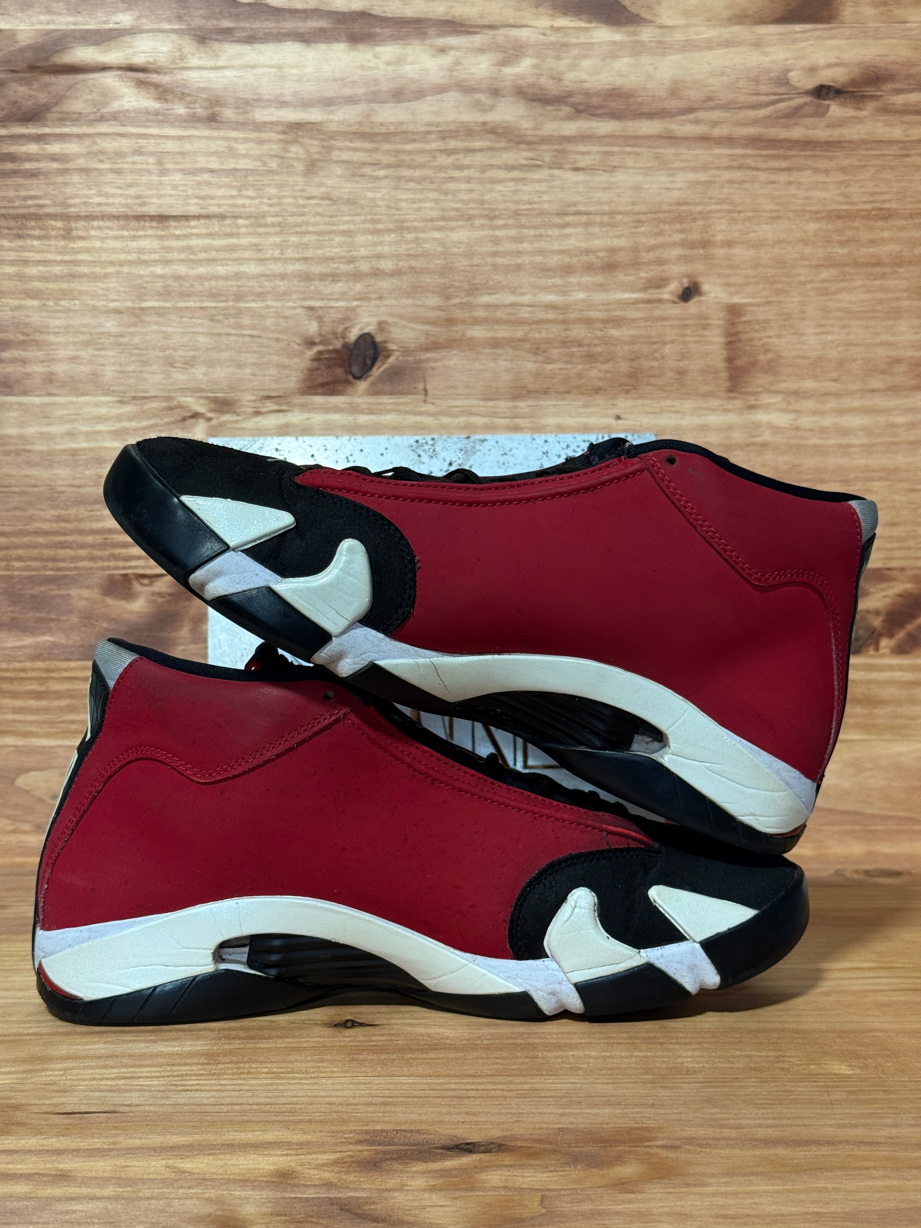 Jordan 14 Retro Gym Red Toro