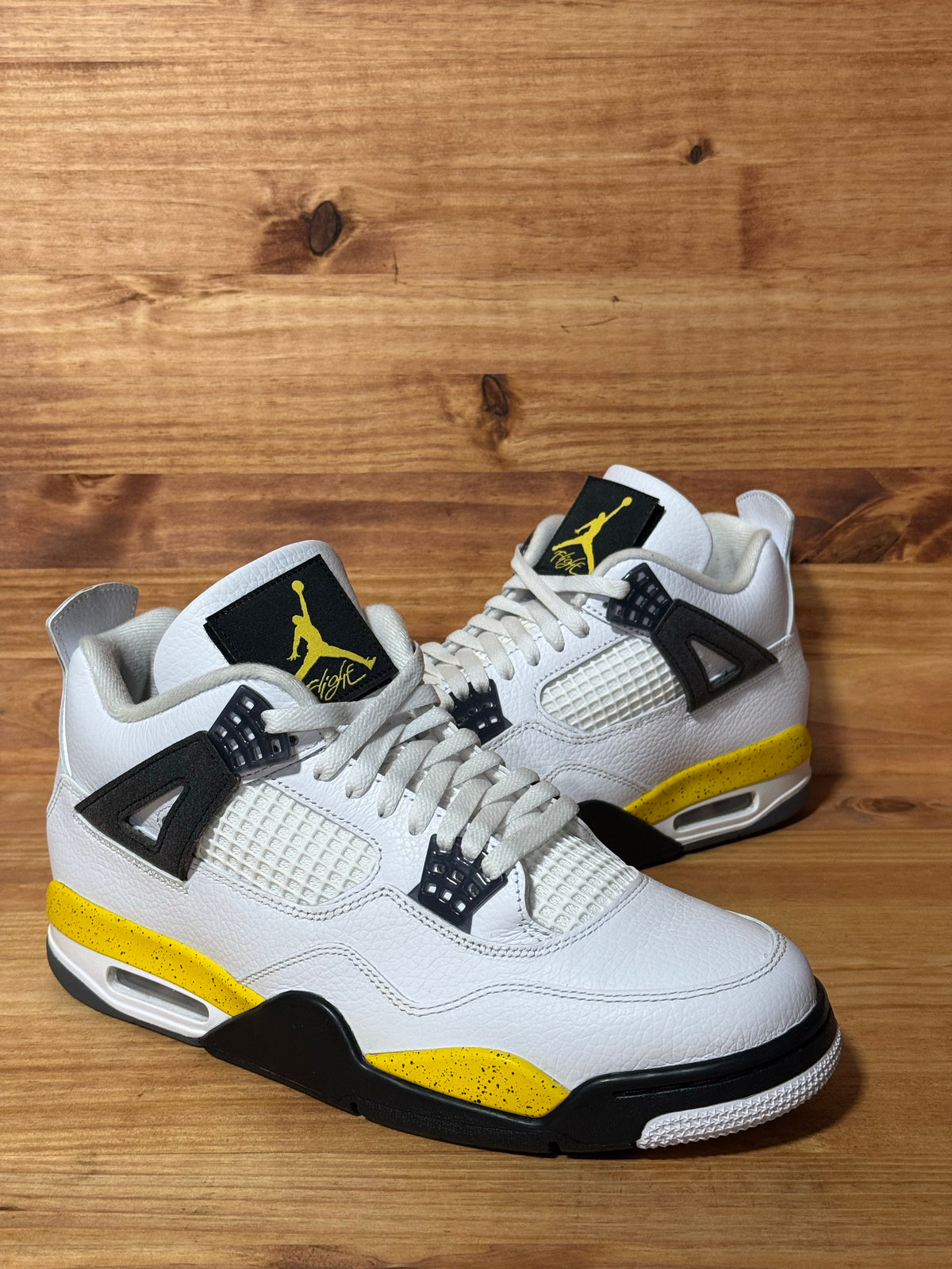 Jordan 4 Retro Rare Air Tour Yellow - Size 10.5