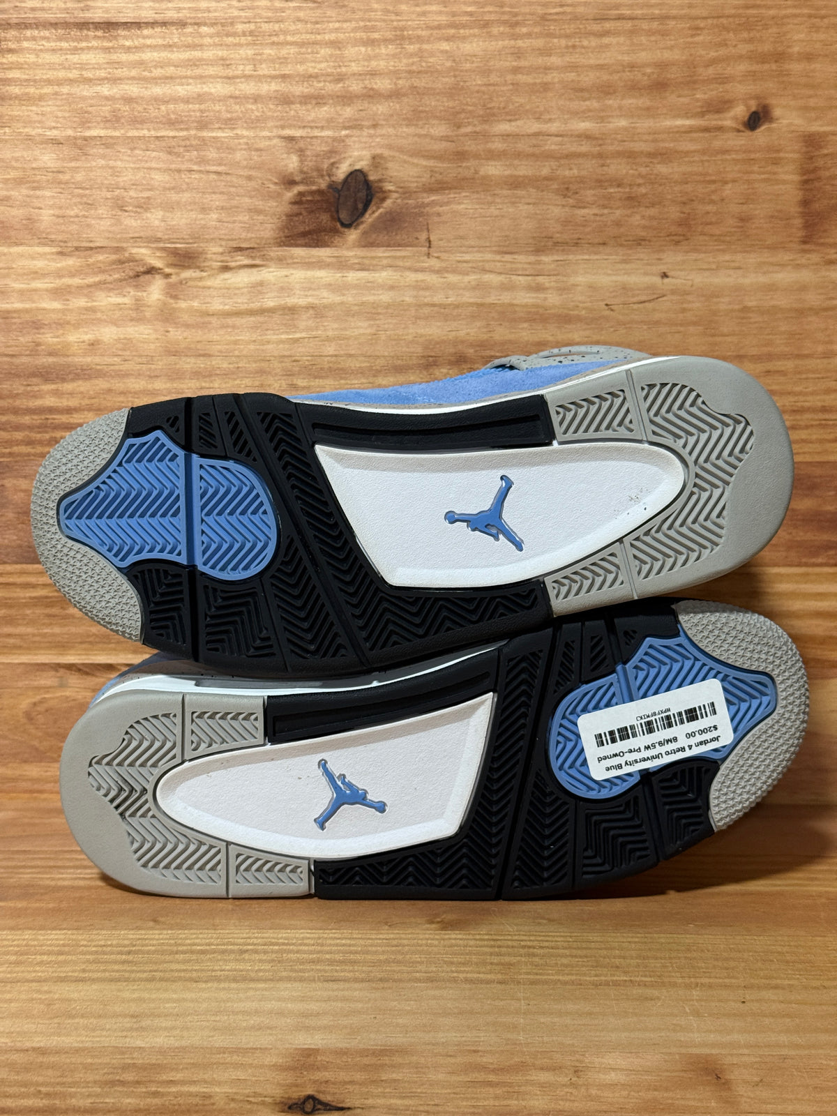 Jordan 4 Retro University Blue