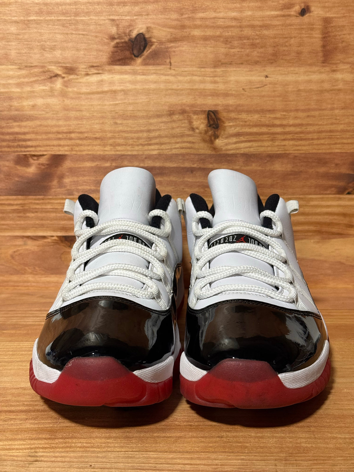 Jordan 11 Retro Low Concord Bred