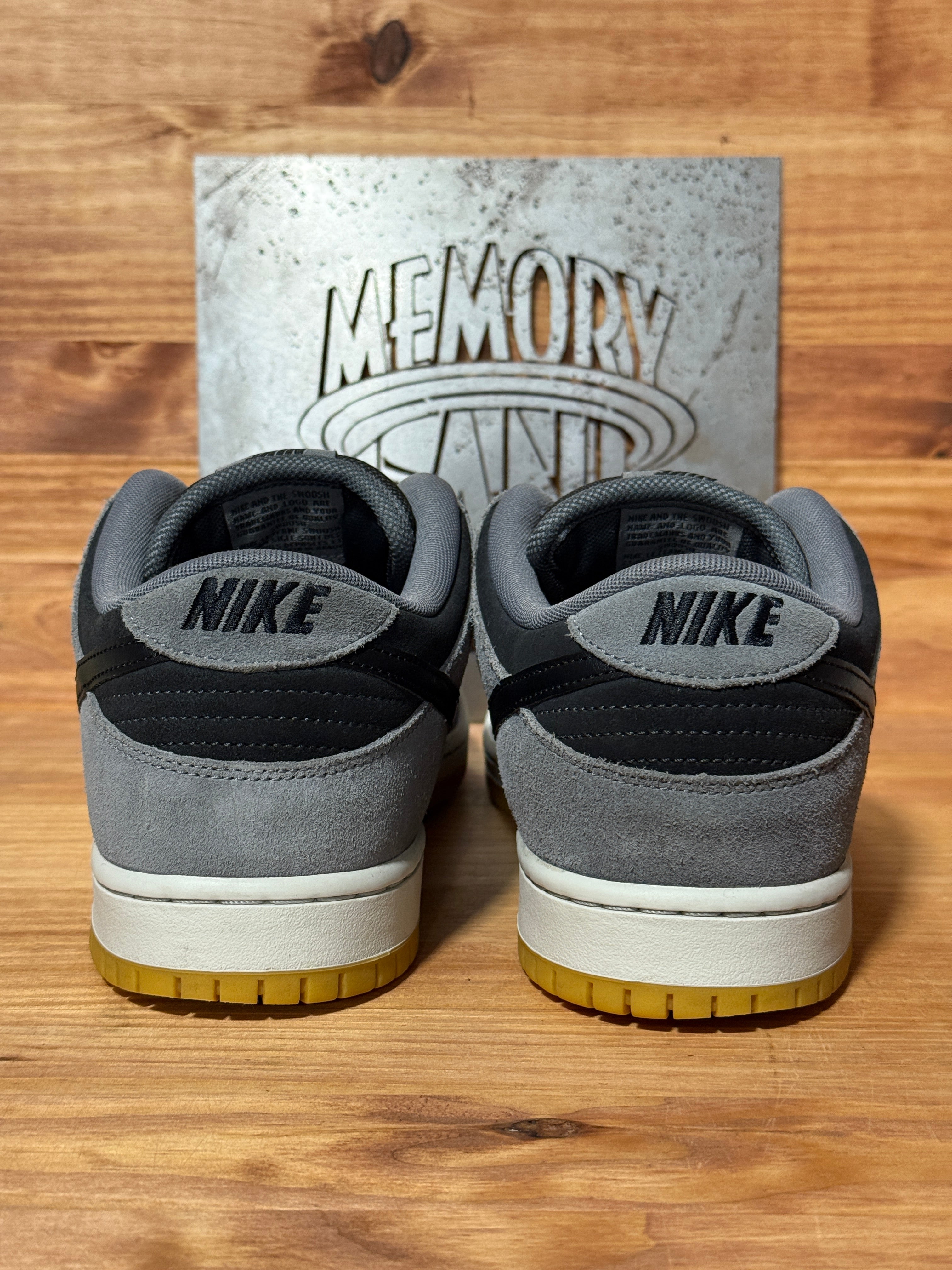 Nike SB Dunk Low Dark Smoke Grey