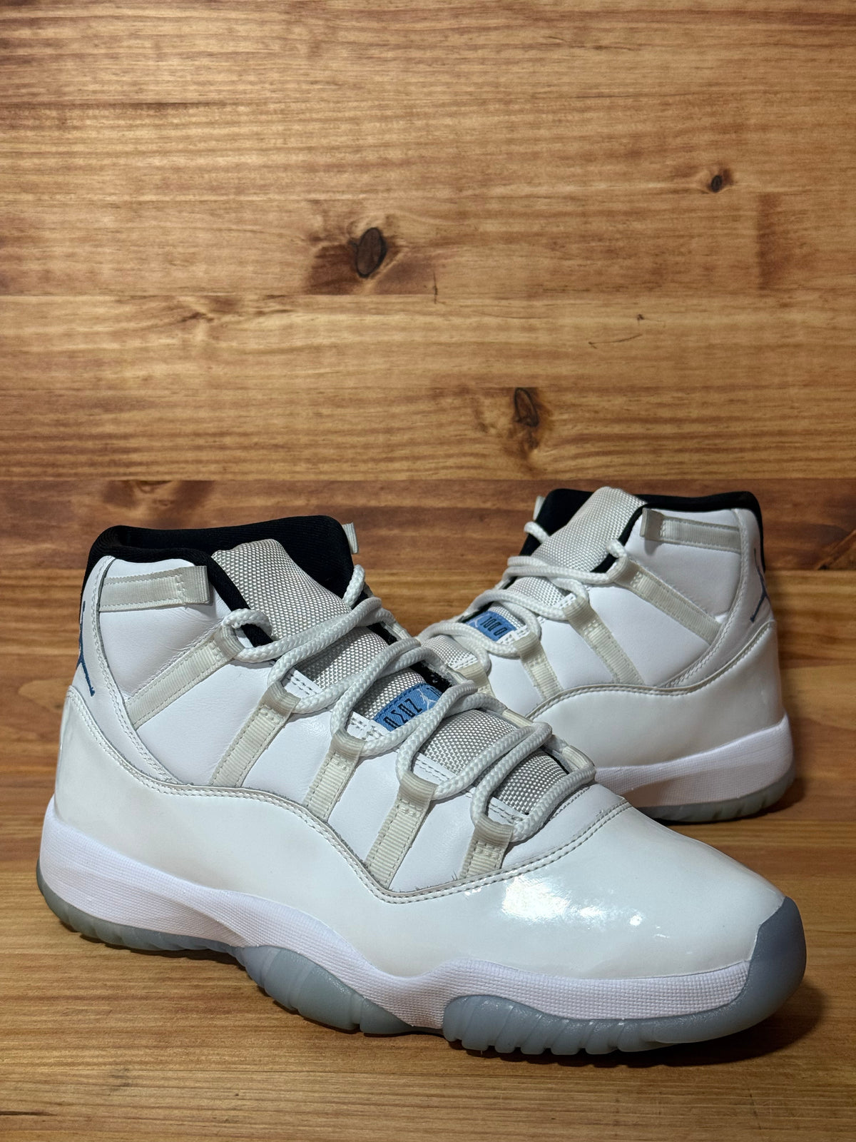 Jordan 11 Retro Legend Blue (2024)
