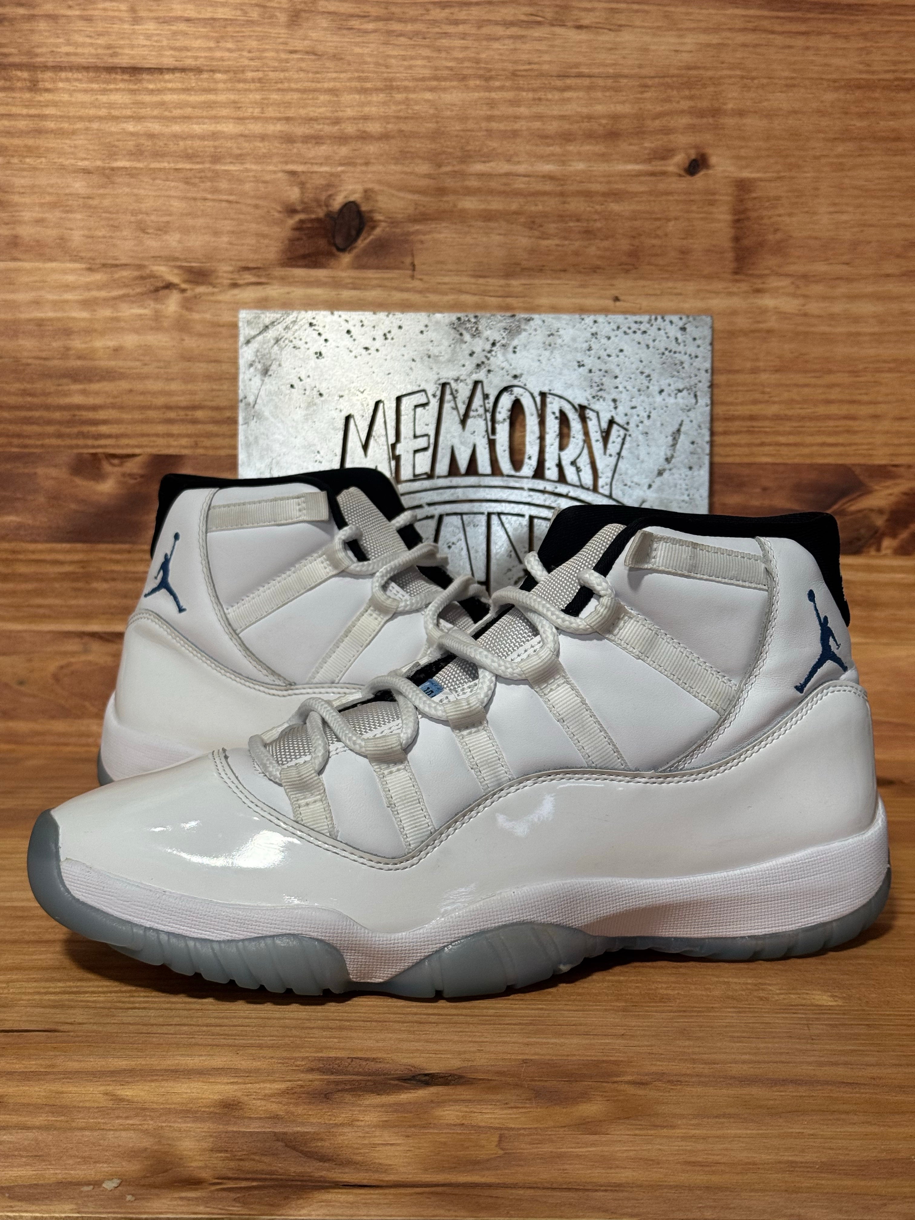 Jordan 11 Retro Legend Blue (2024)
