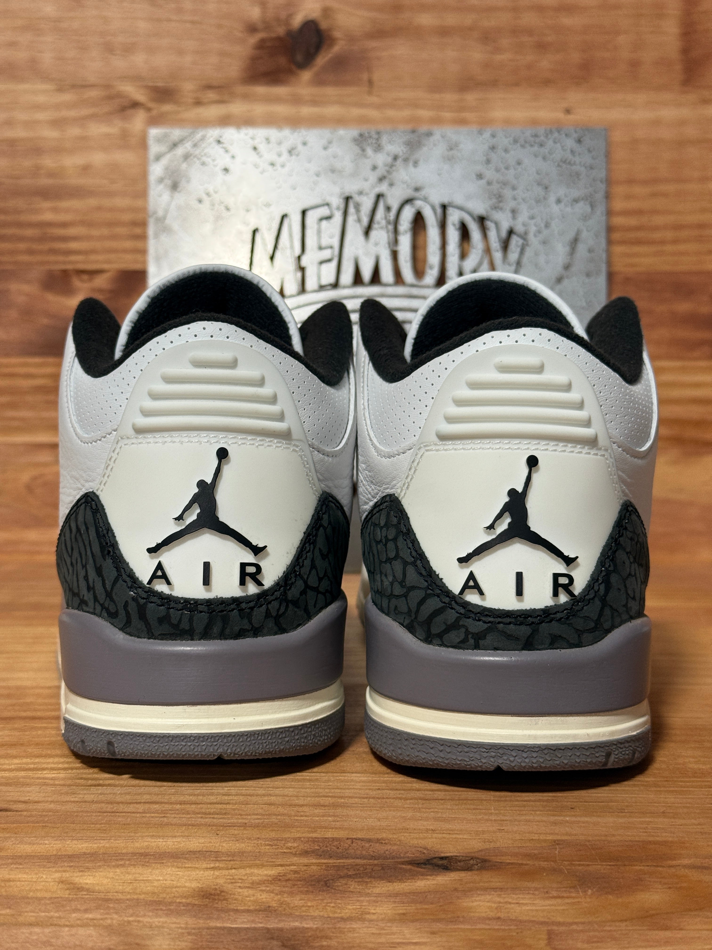 Jordan 3 Retro Cement Grey