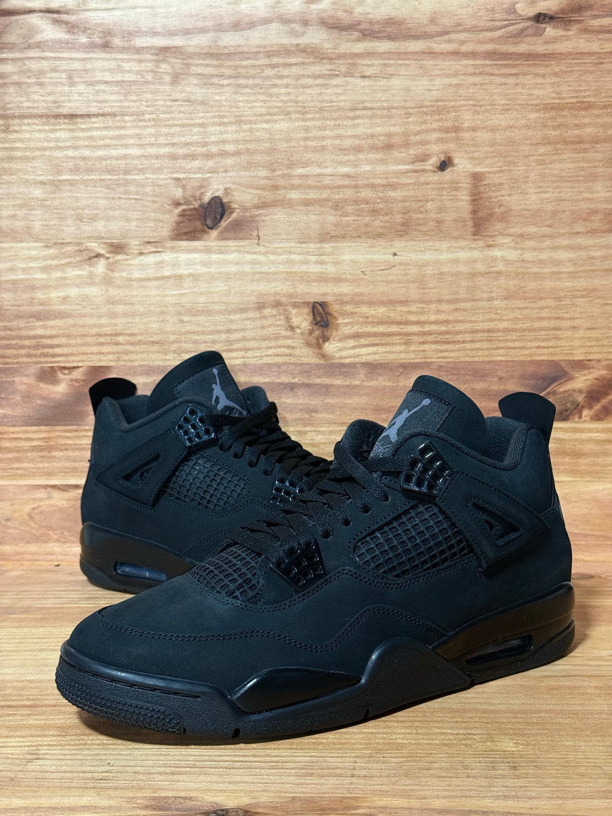 Jordan 4 Retro Black Cat (2025)