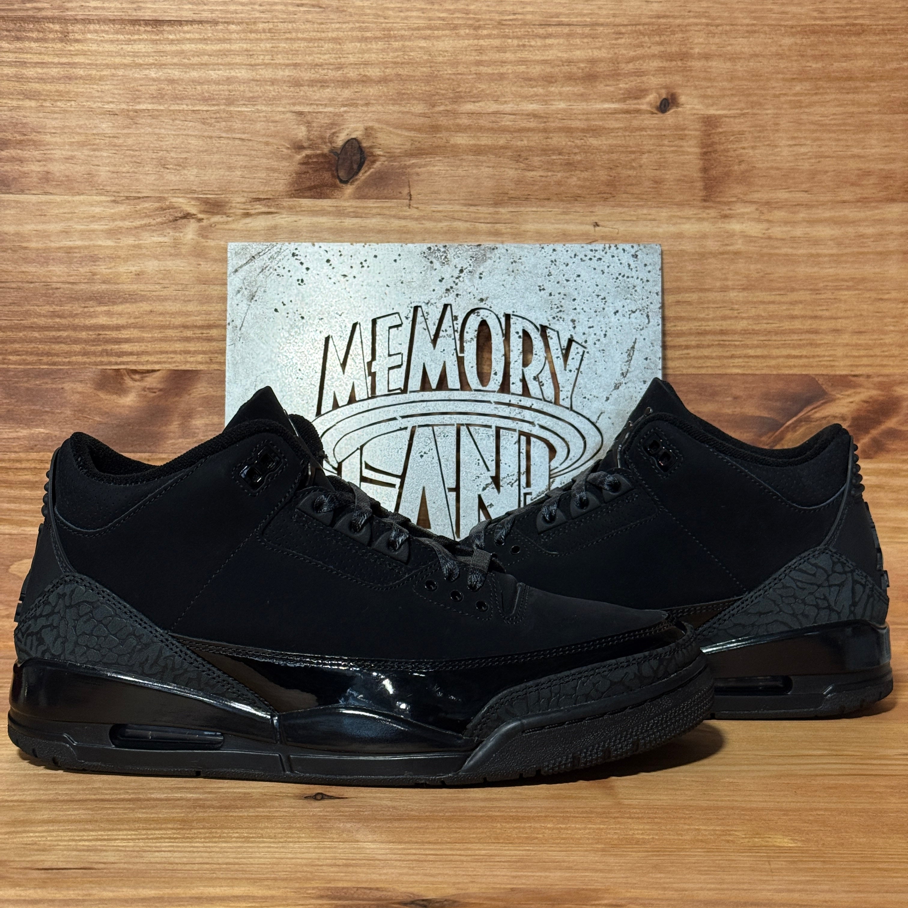 Jordan 3 Retro Black Cat (2025)
