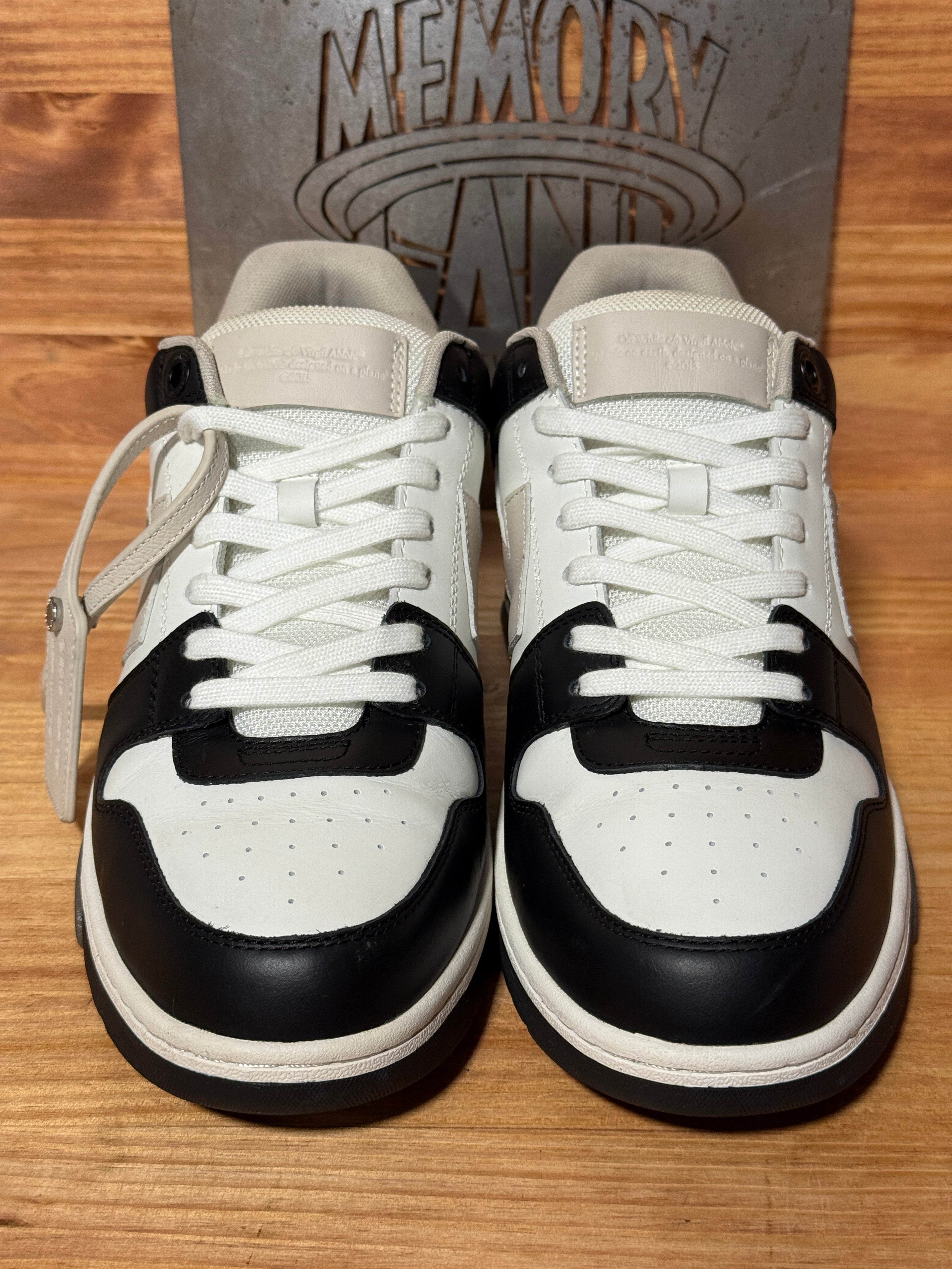 OFF-WHITE Out Of Office OOO Low Tops Black Beige