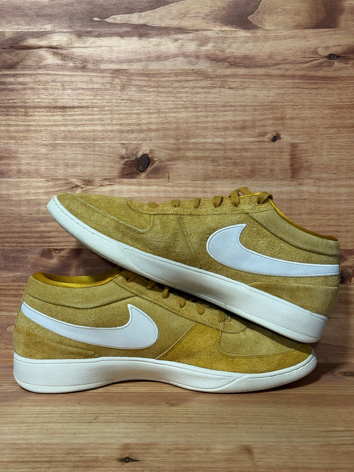 Nike Book 1 Chevrolet Gold Leaf