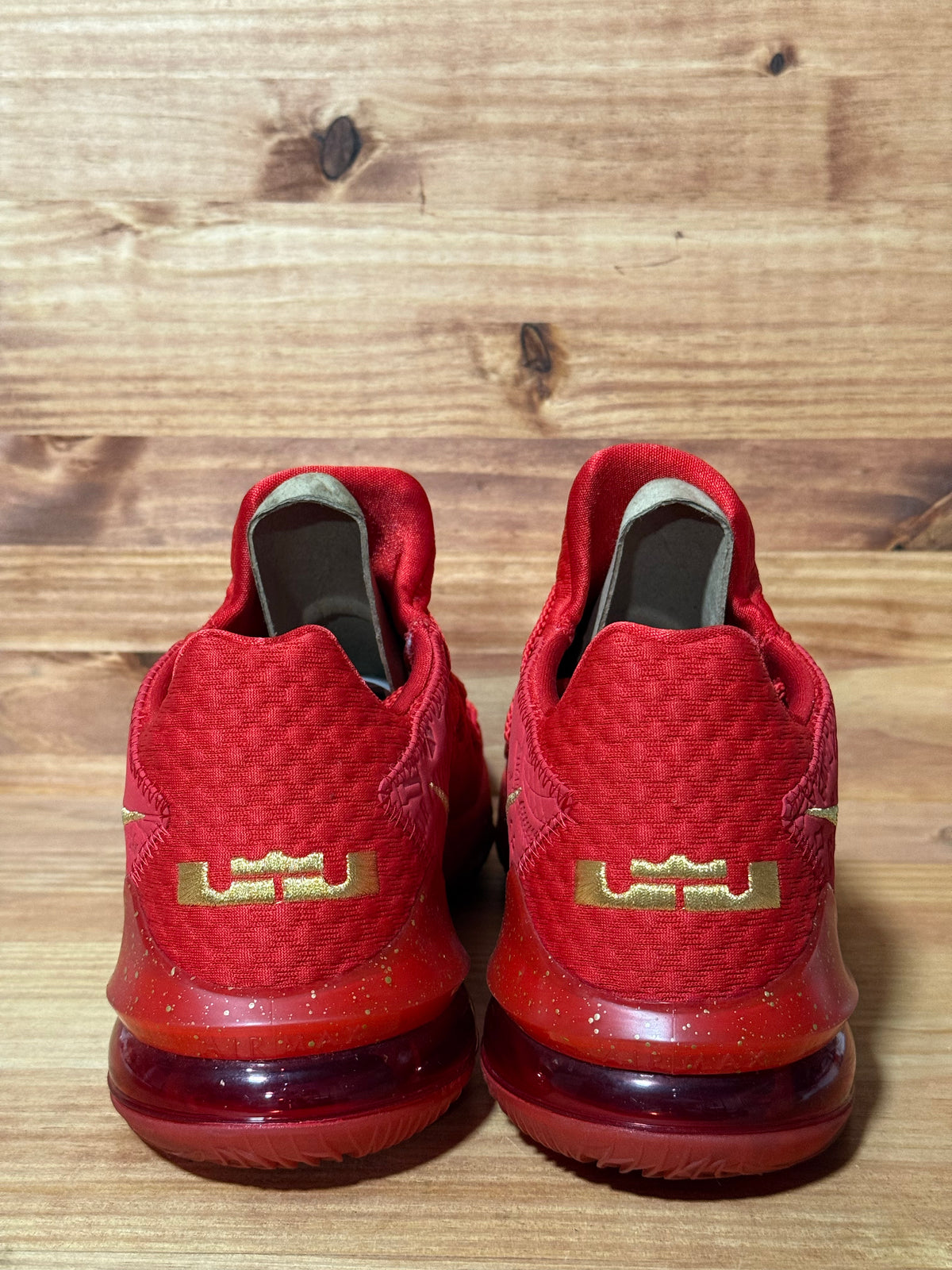 Nike LeBron 17 Low Titan