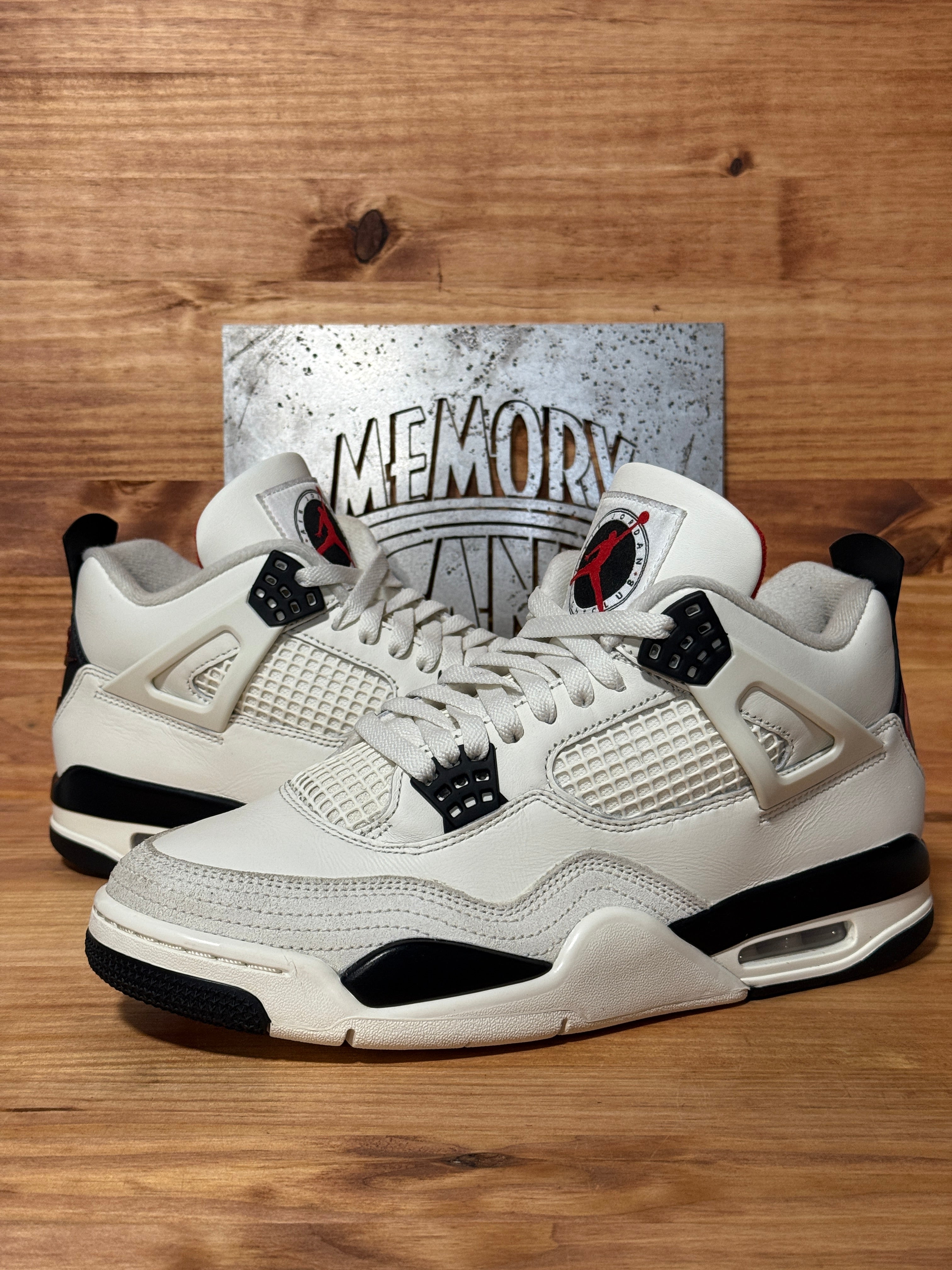 Jordan 4 Retro OG Flight Club