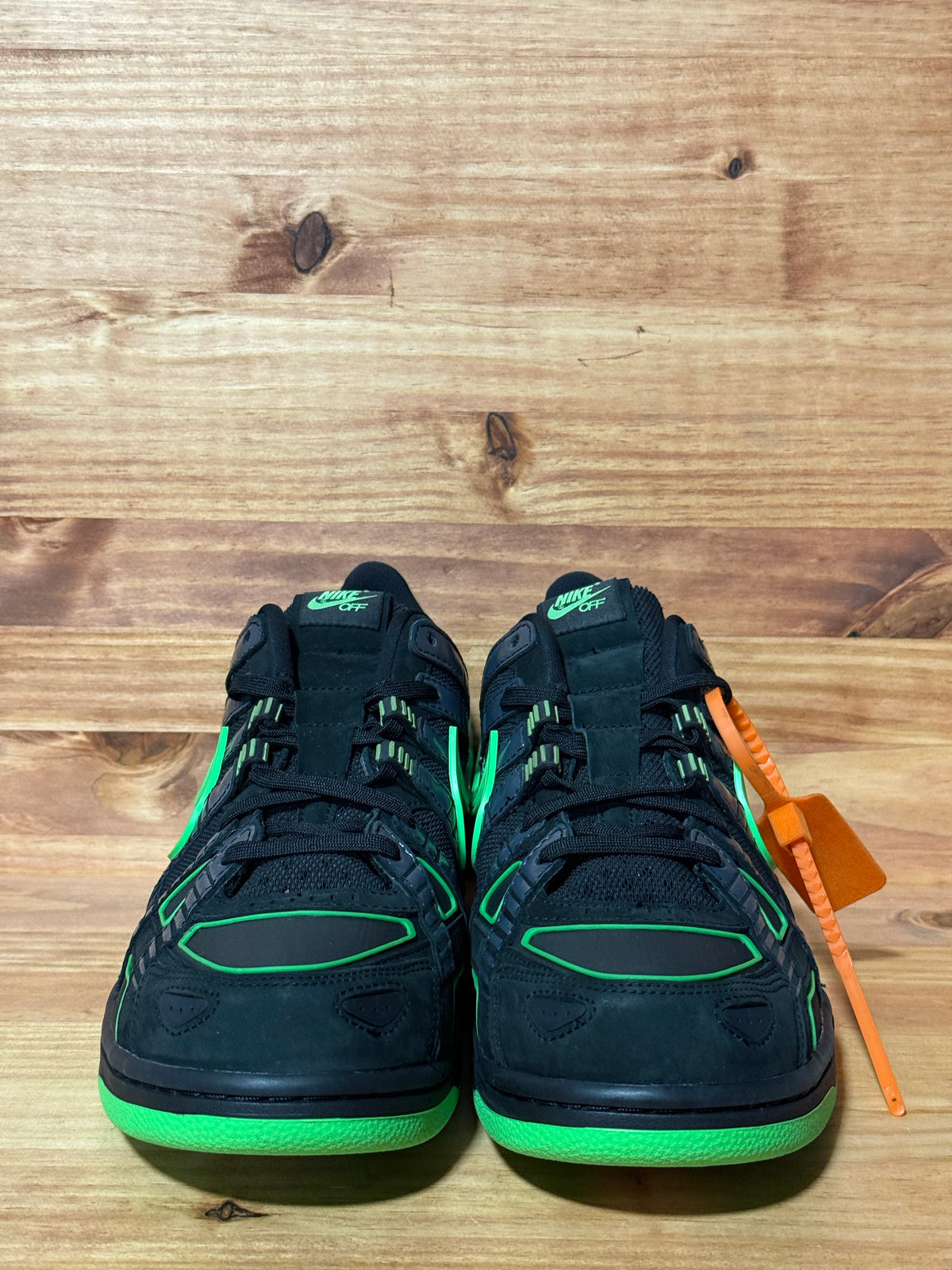 Nike Air Rubber Dunk Off-White Green Strike