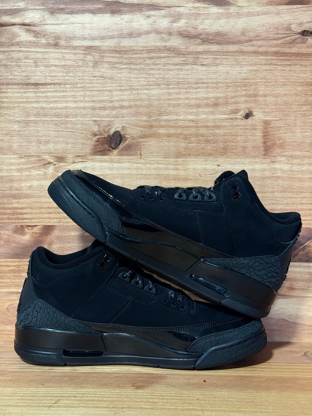 Jordan 3 Retro Black Cat (2025)
