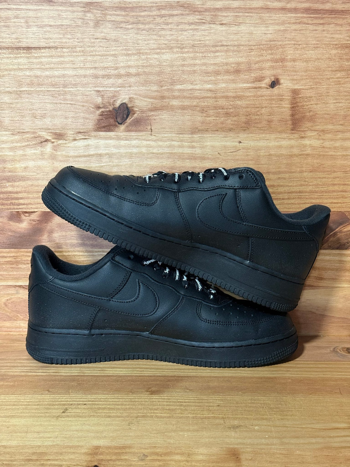 Nike Air Force 1 Low Supreme Black - Size 11