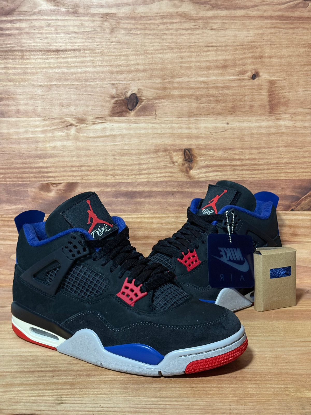 Jordan 4 Retro Rare Air (Gold Lettering)