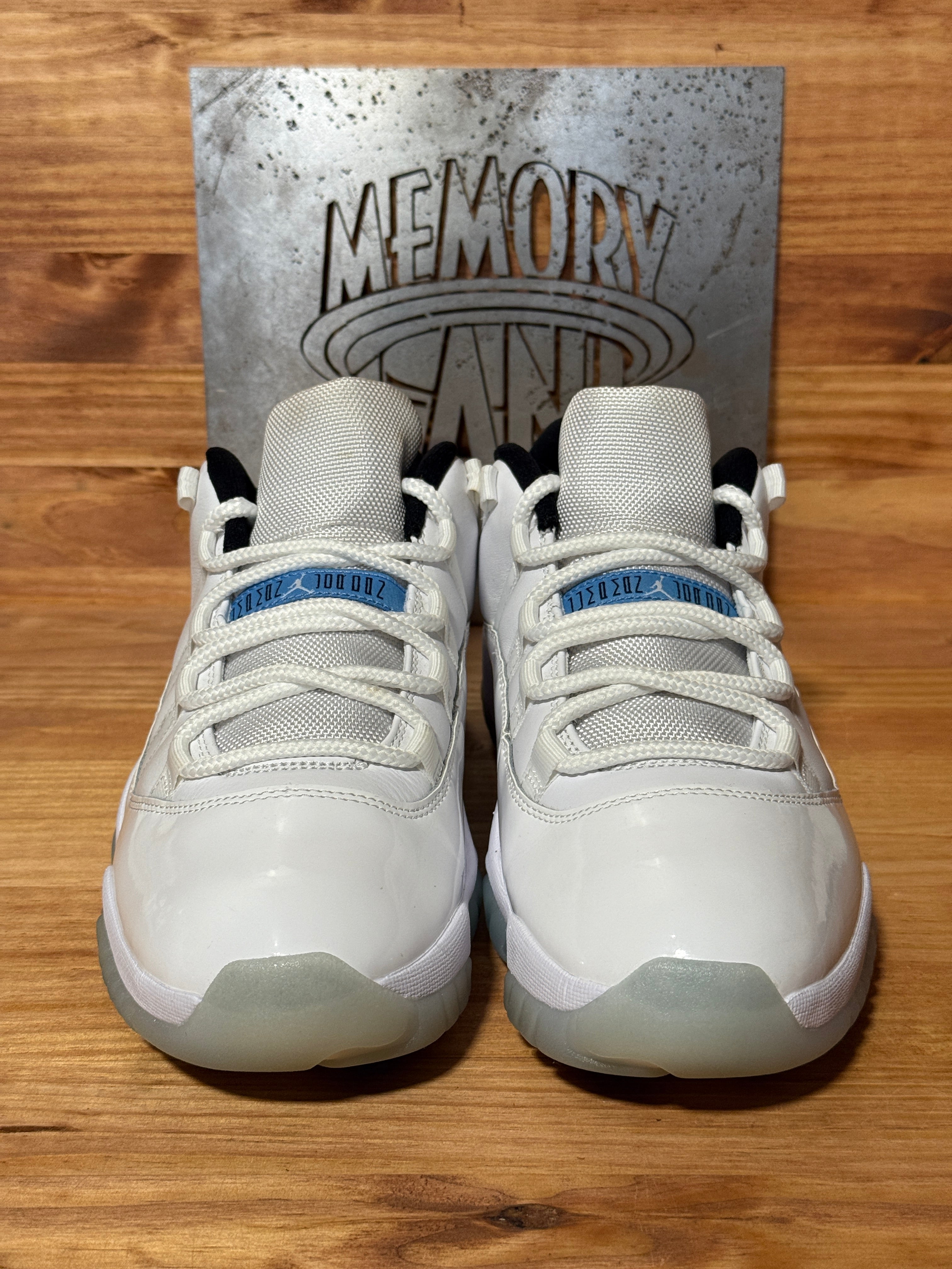 Jordan 11 Retro Low Legend Blue