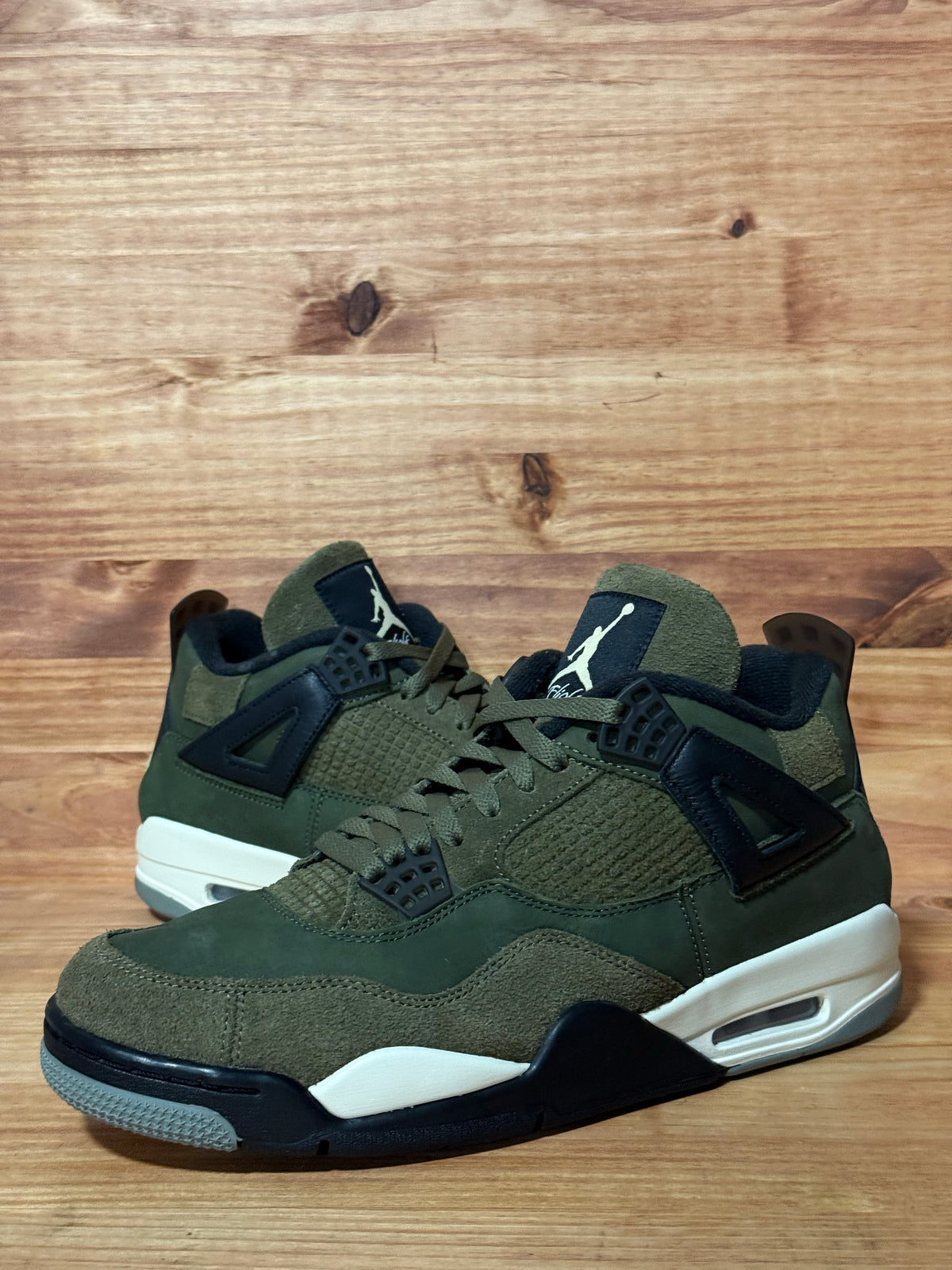 Jordan 4 Retro SE Craft Medium Olive