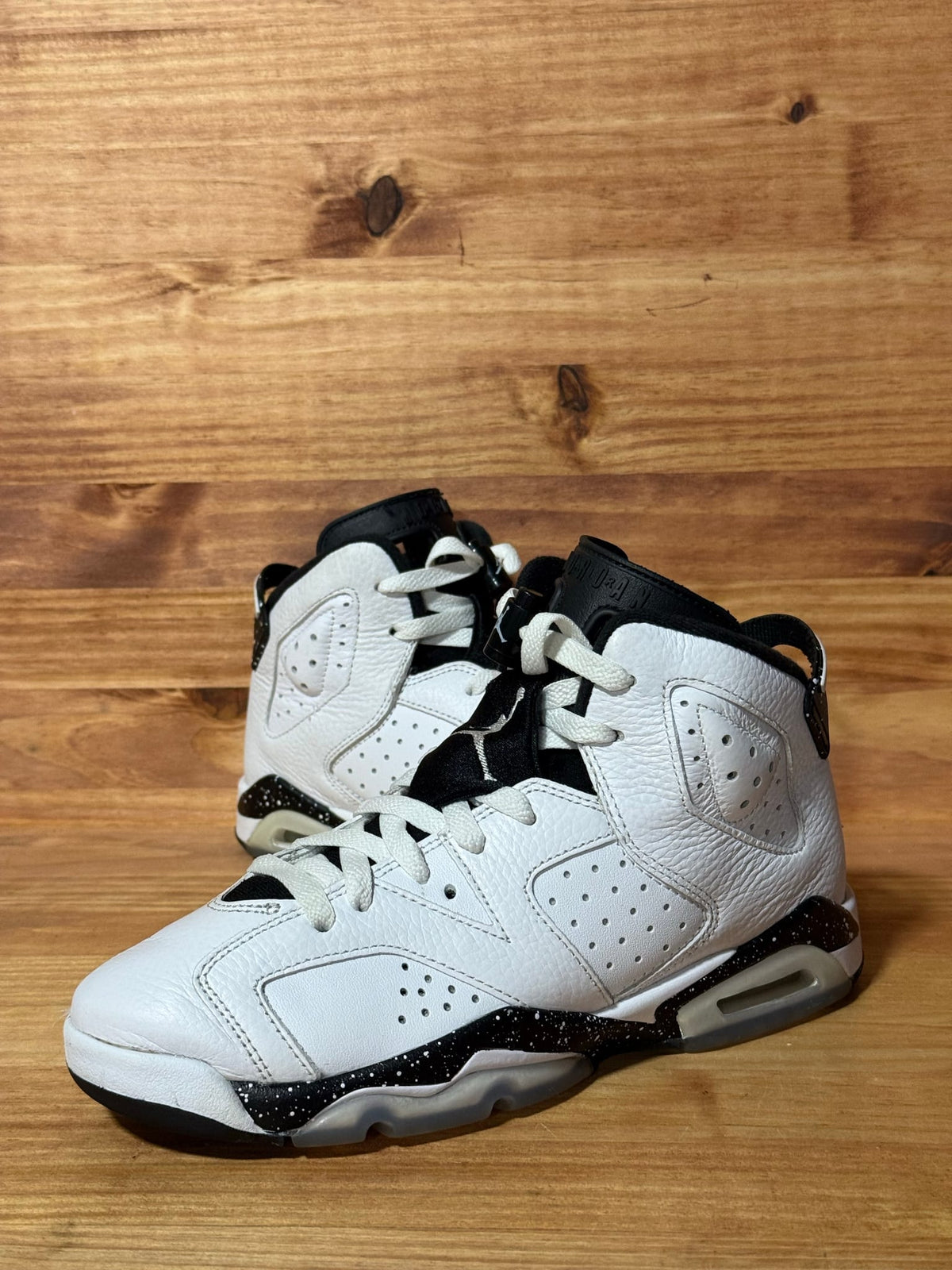 Jordan 6 Retro Reverse Oreo (GS) - Size 6Y