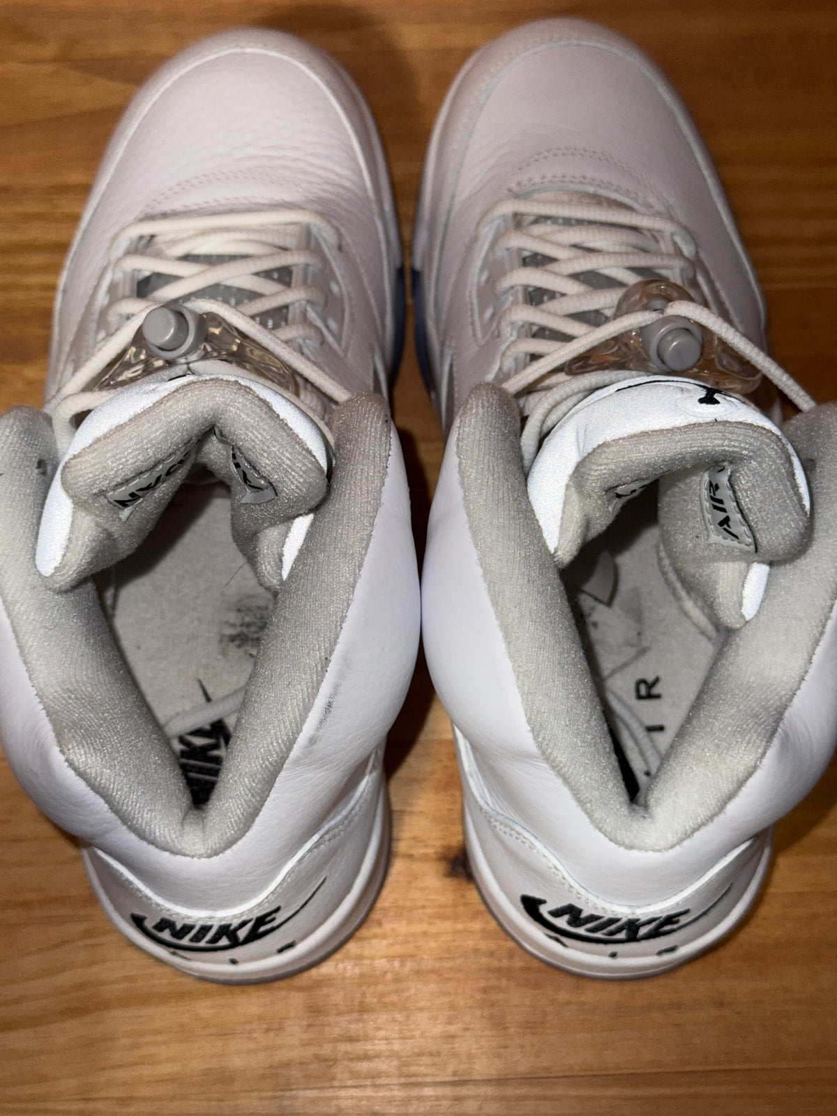 Jordan 5 Retro White Metallic (2026) - Size 8