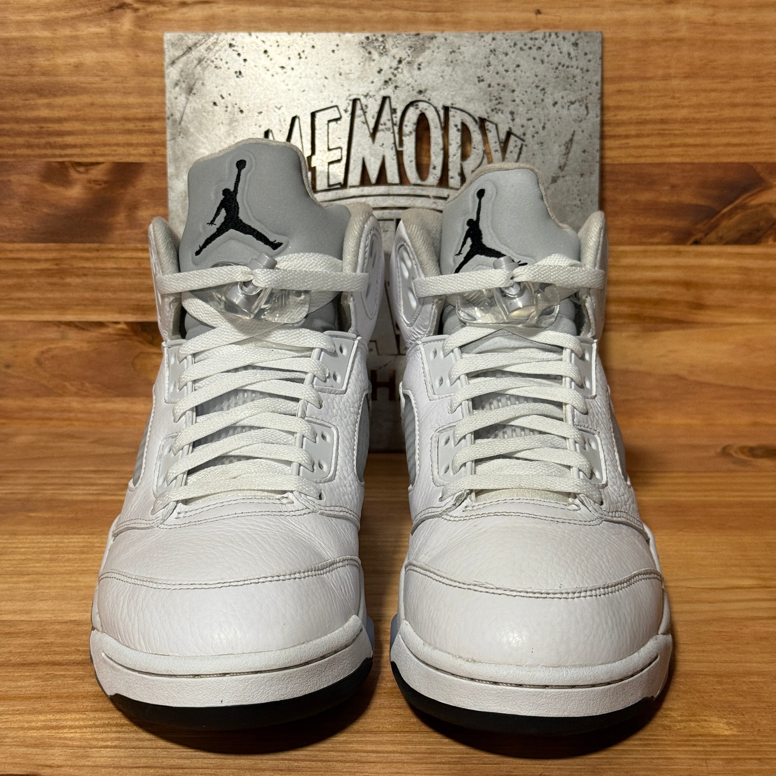 Jordan 5 Retro White Metallic (2026)