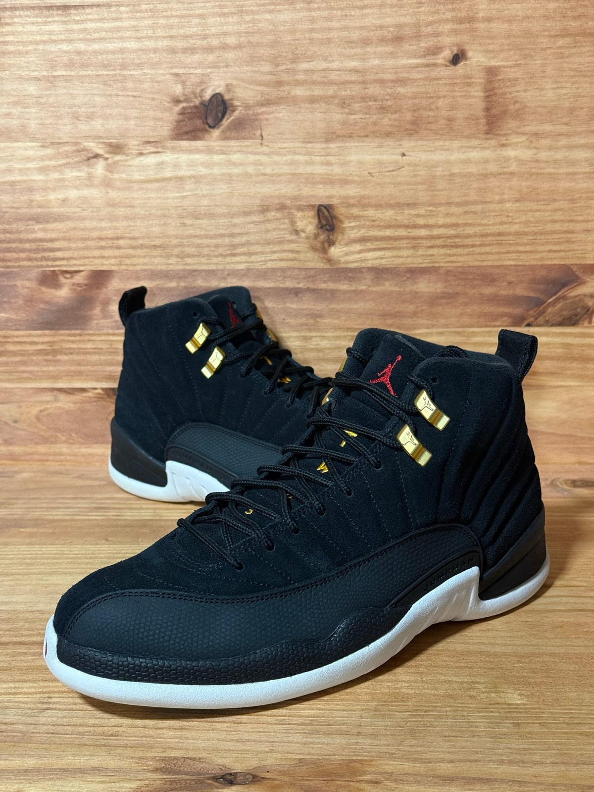 Jordan 12 Retro Reverse Taxi - Size 9.5