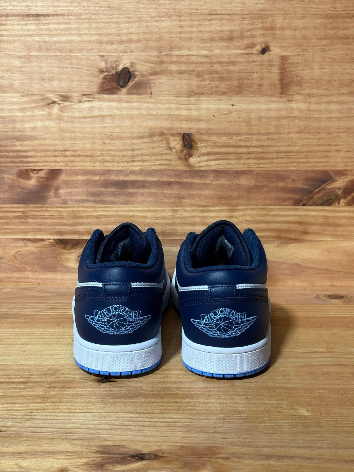 Jordan 1 Low Midnight Navy University Blue - 11