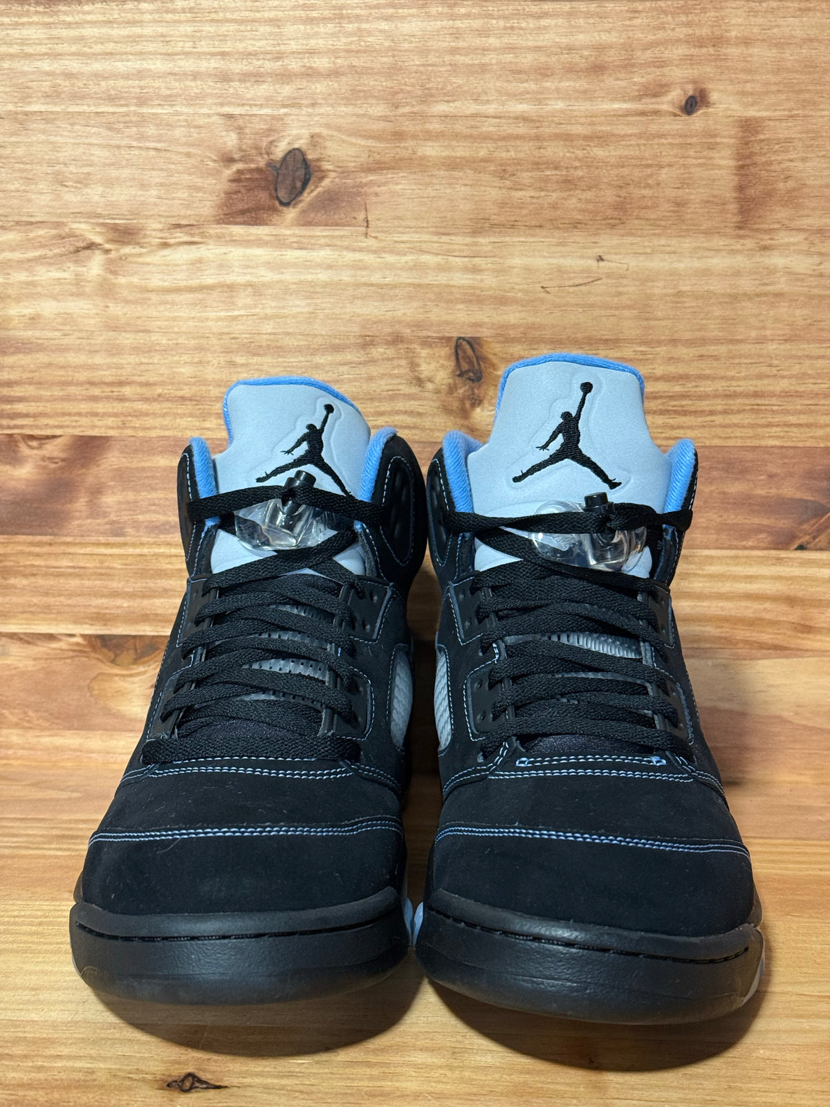 Jordan 5 Retro Black University Blue (2026)
