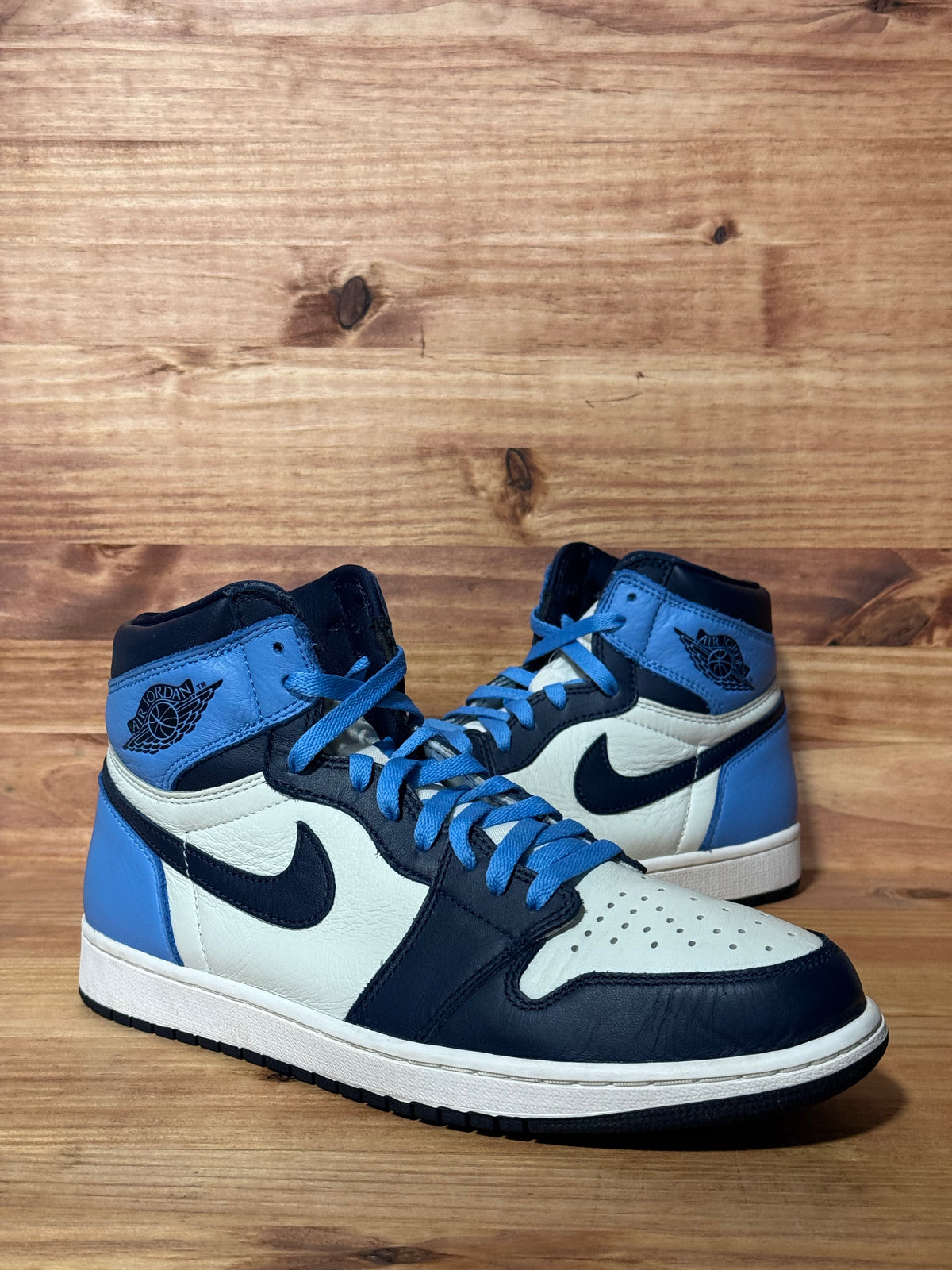 Jordan 1 Retro High Obsidian
