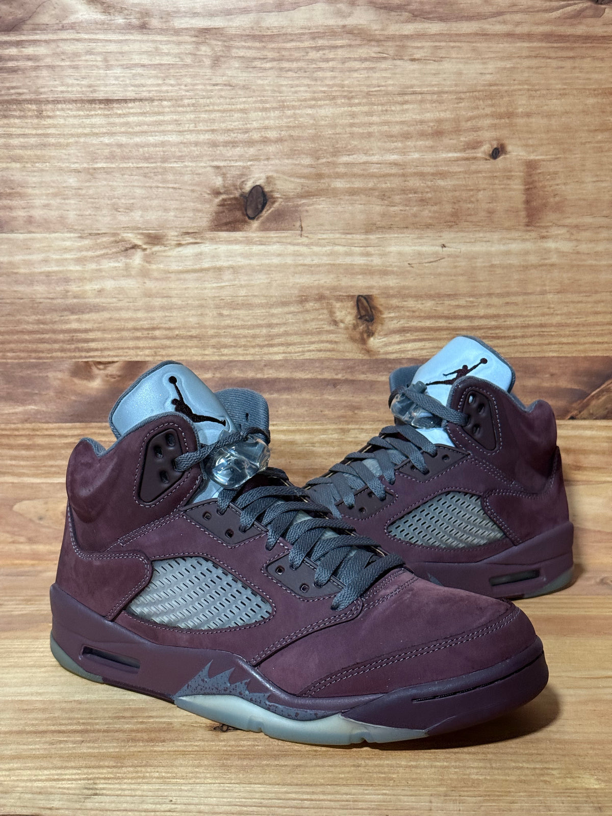 Jordan 5 Retro Burgundy (2023)