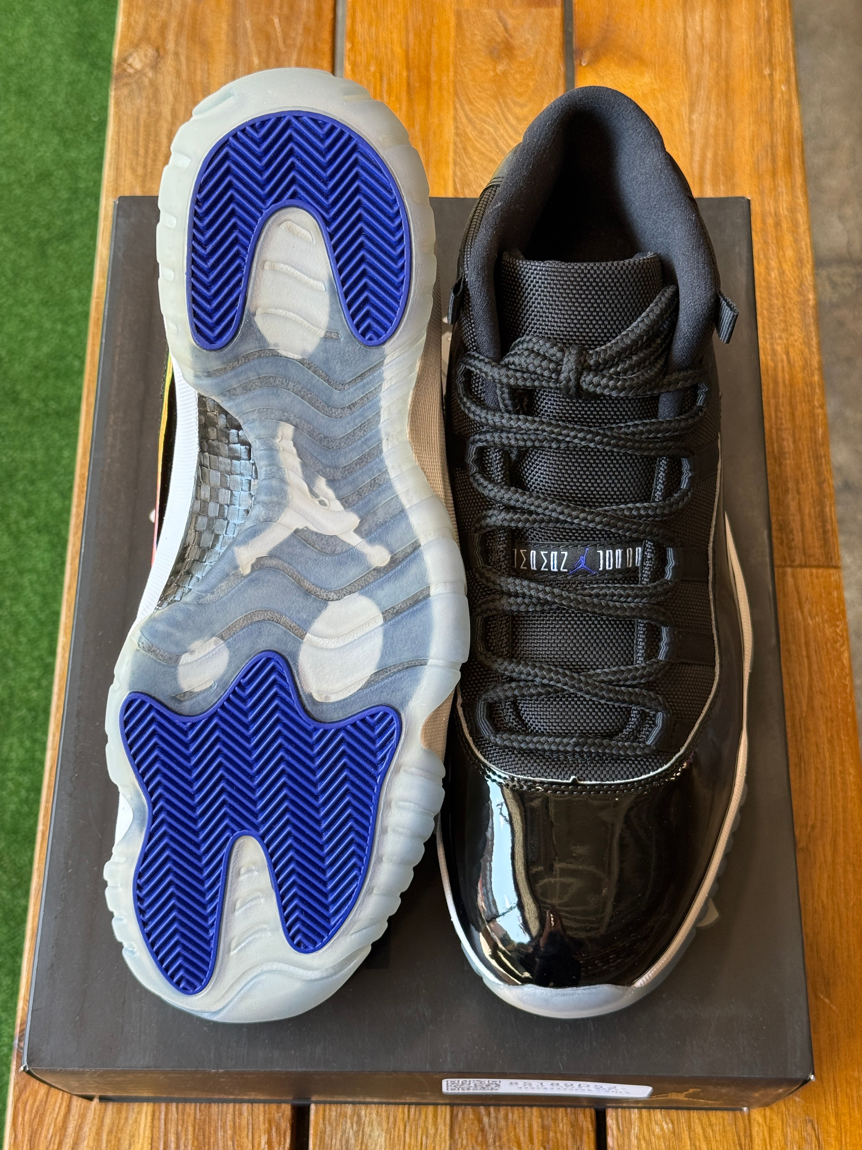 Jordan 11 Retro Space Jam (2016)