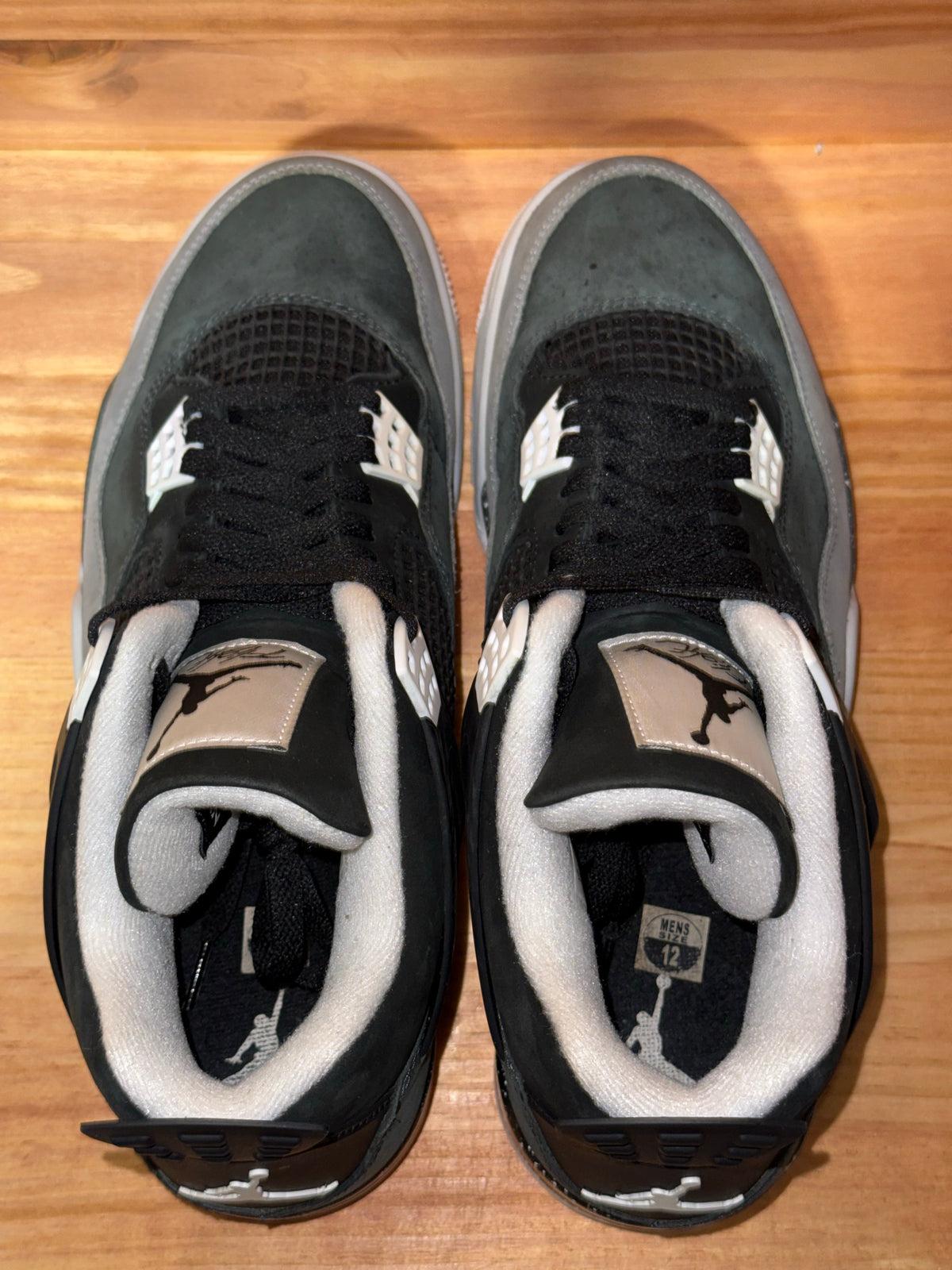 Jordan 4 Retro Fear (2024)