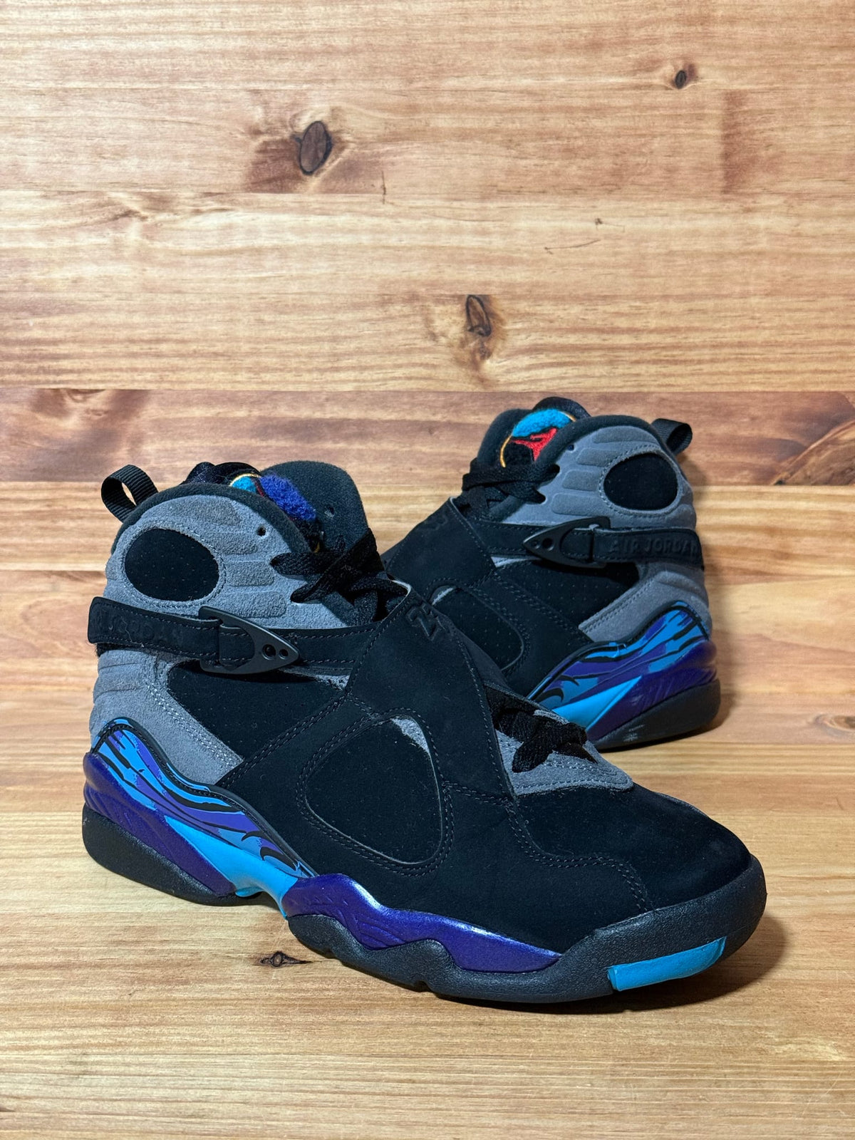 Jordan 8 Retro Aqua (2025) (GS) - Size 7Y