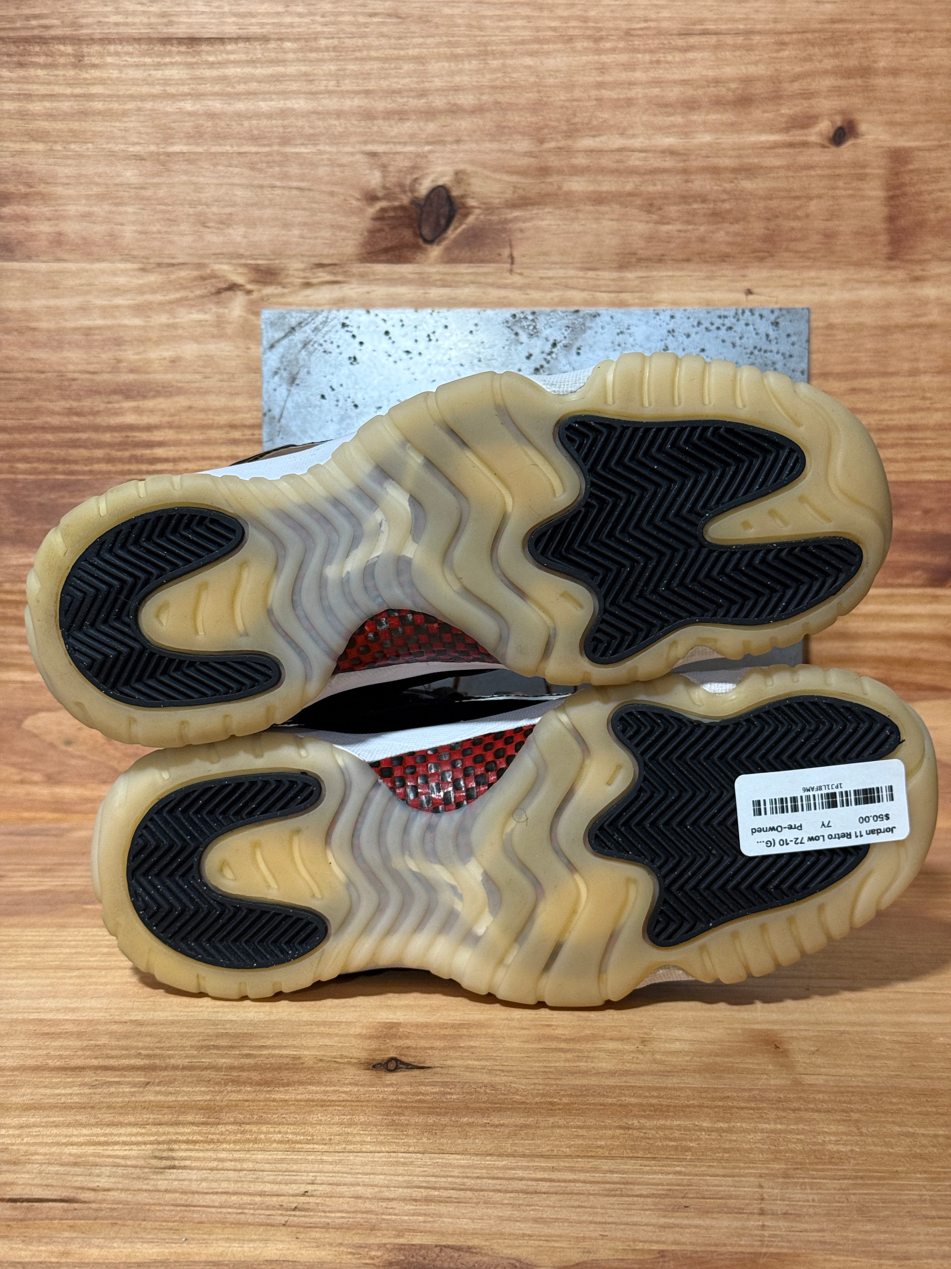 Jordan 11 Retro Low 72-10 (GS)