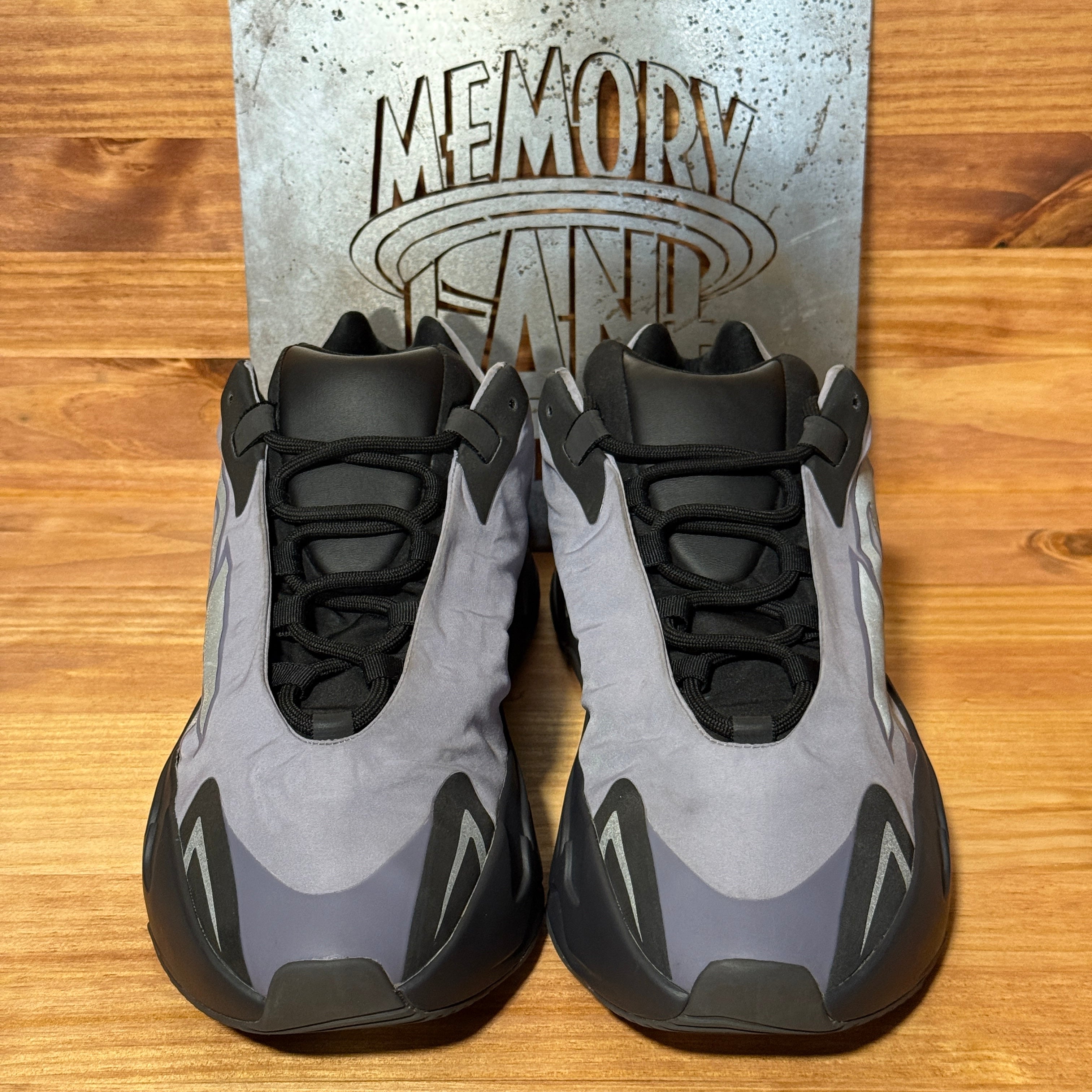 adidas Yeezy Boost 700 MNVN Geode