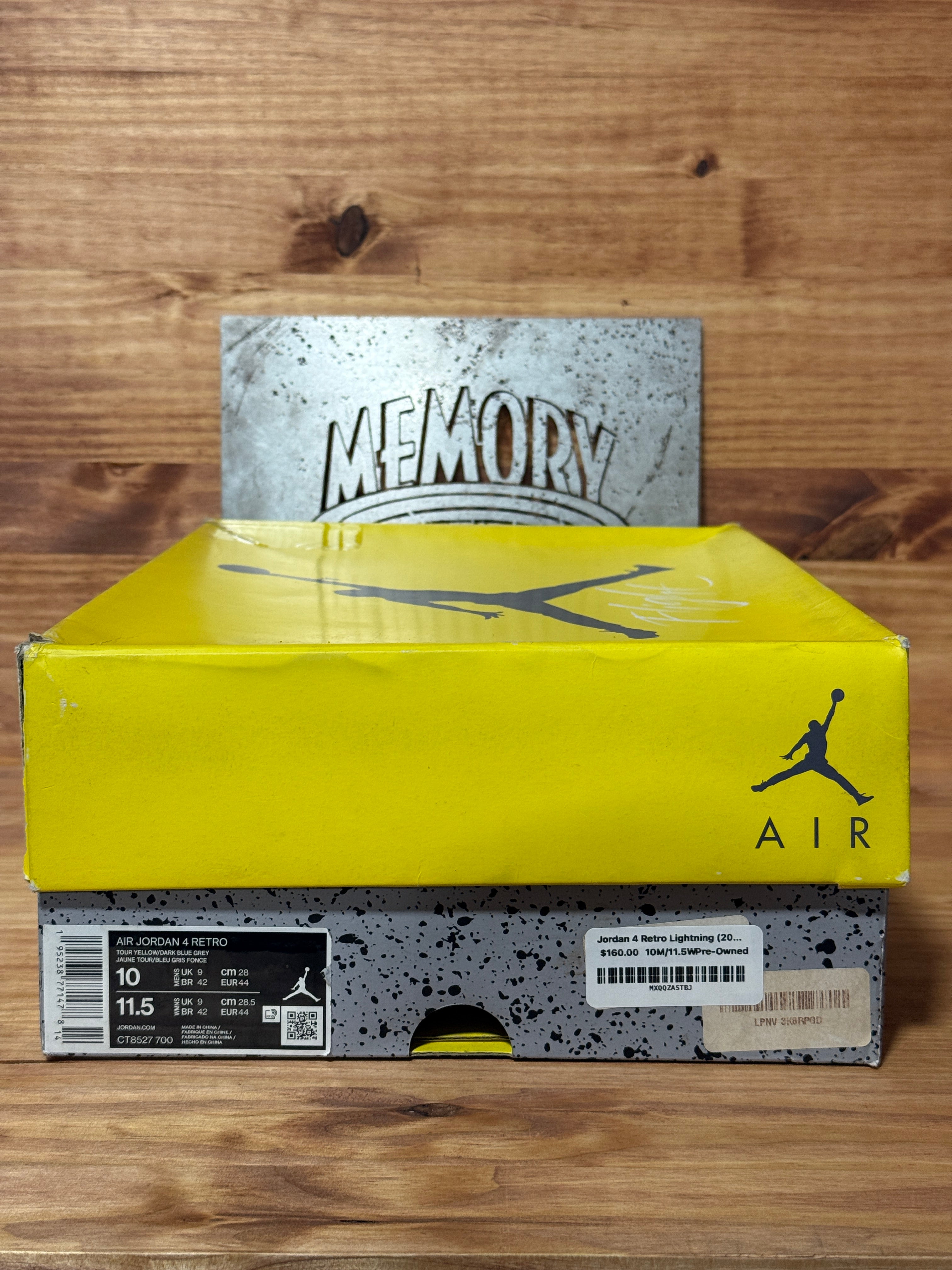 Jordan 4 Retro Lightning (2021)
