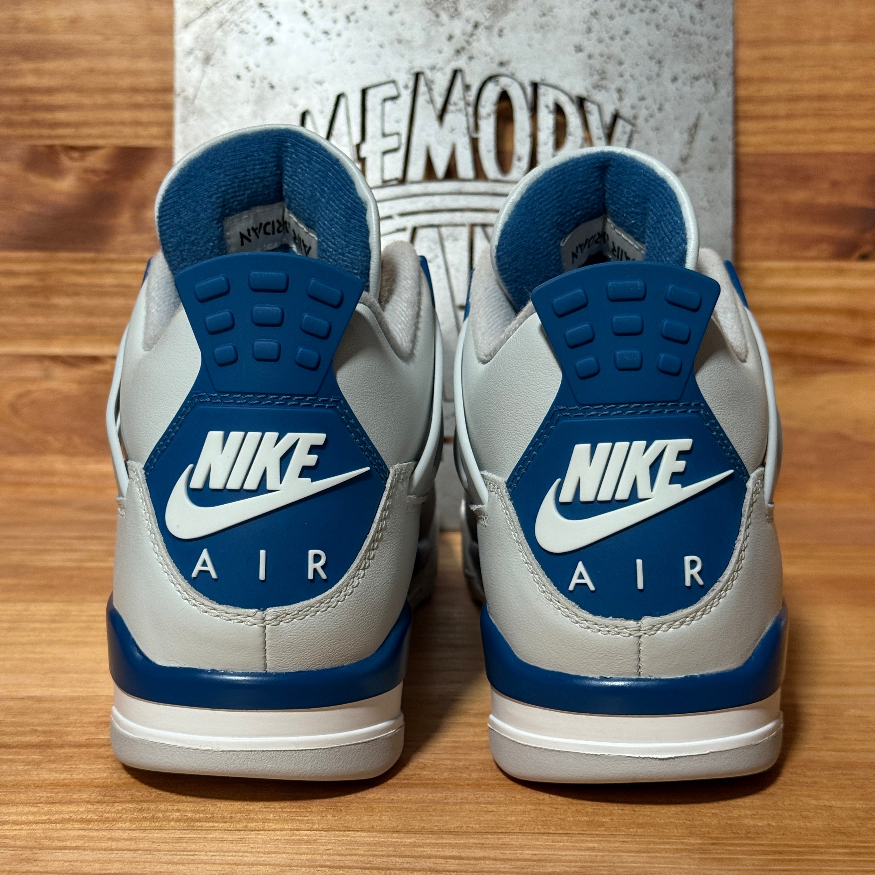 Jordan 4 Retro Military Blue (2024)