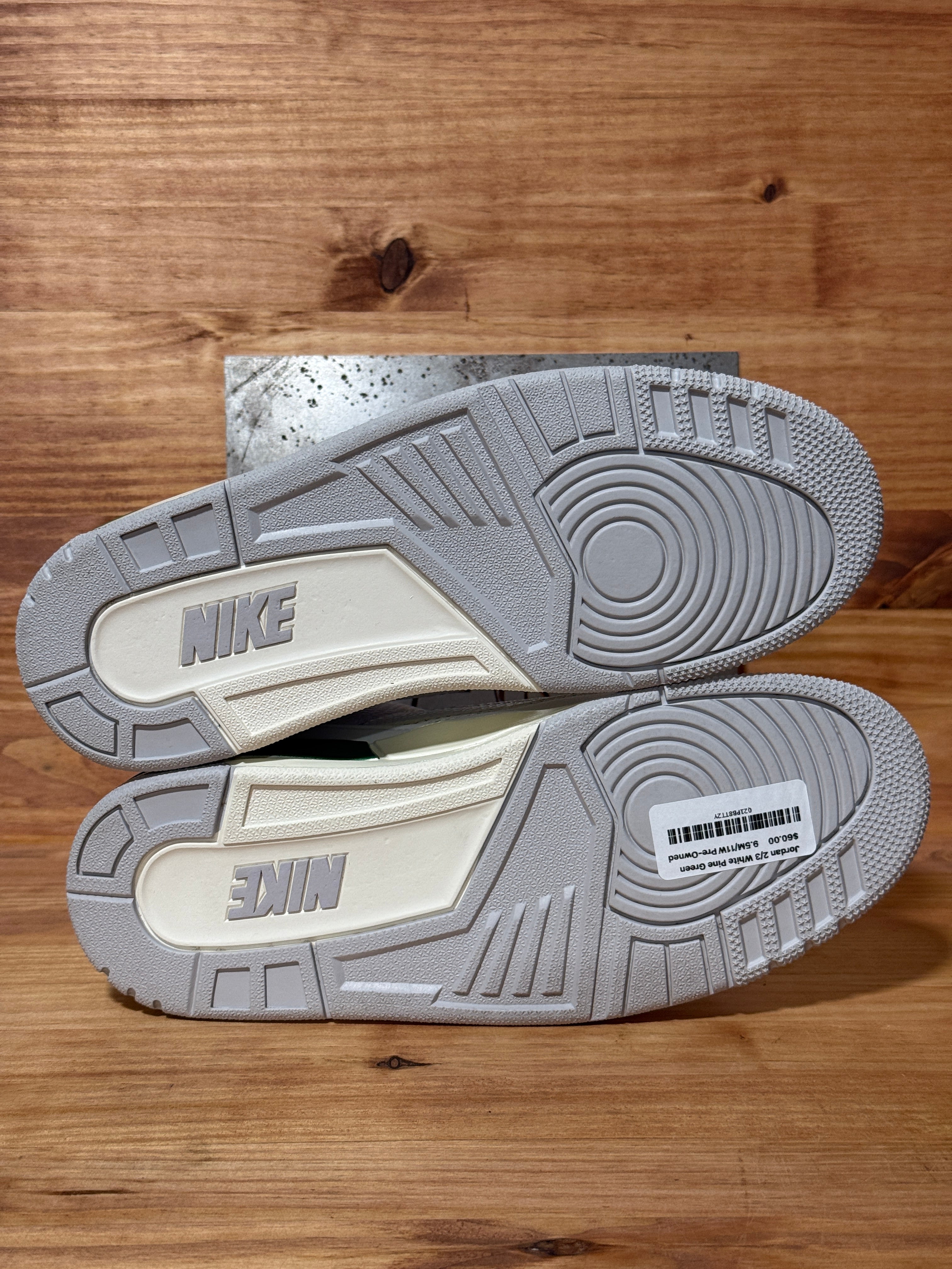 Jordan 2/3 White Pine Green