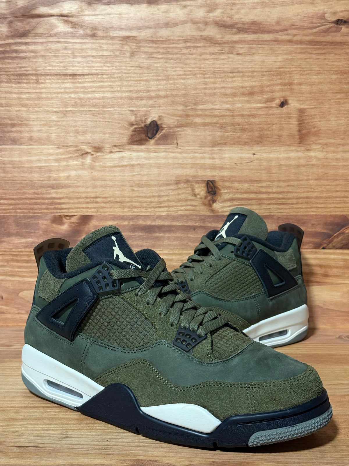 Jordan 4 Retro SE Craft Medium Olive
