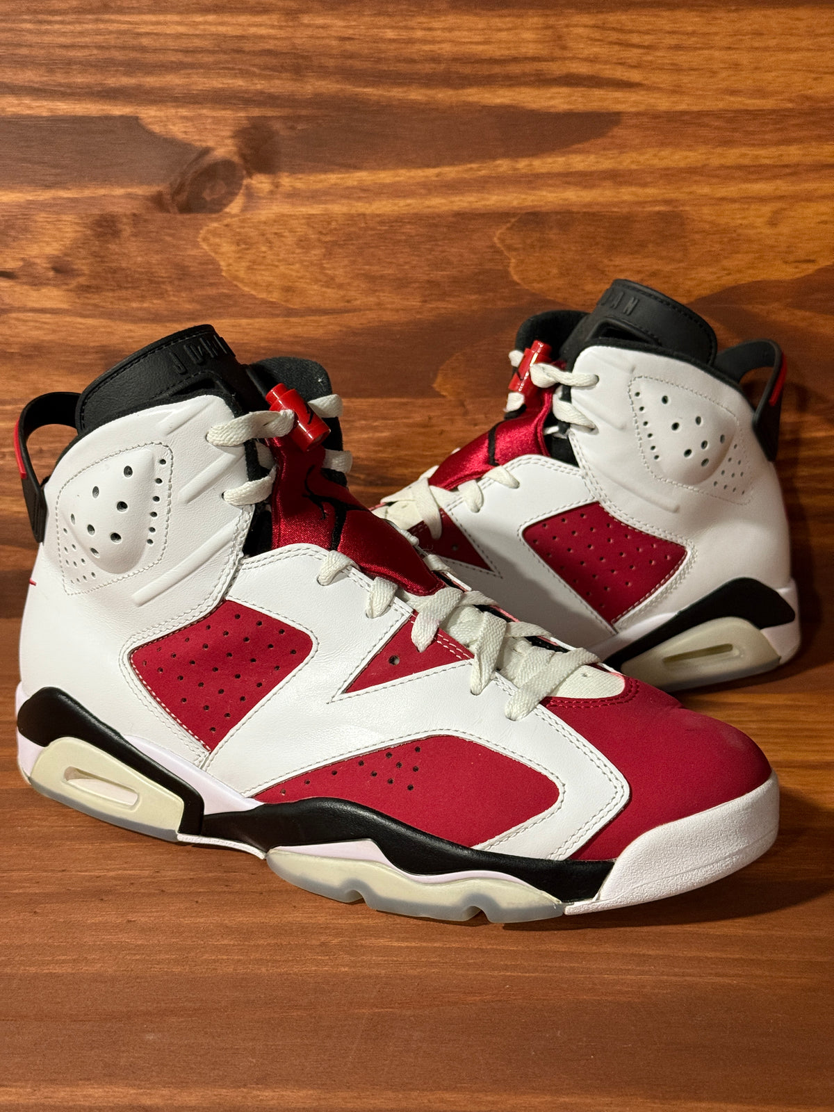 Jordan 6 Retro Carmine (2021)