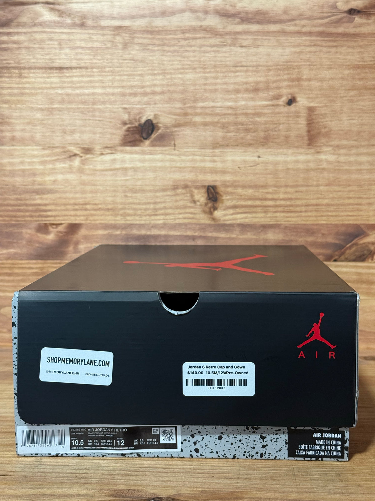 Jordan 6 Retro Cap and Gown