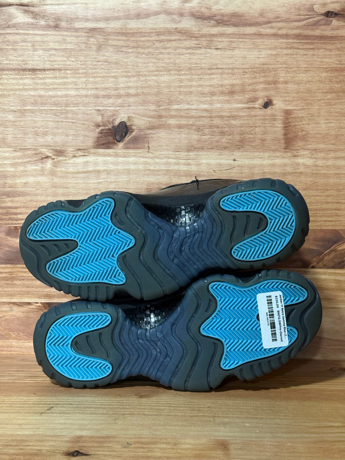 Jordan 11 Retro Gamma Blue (2025) - Size 9
